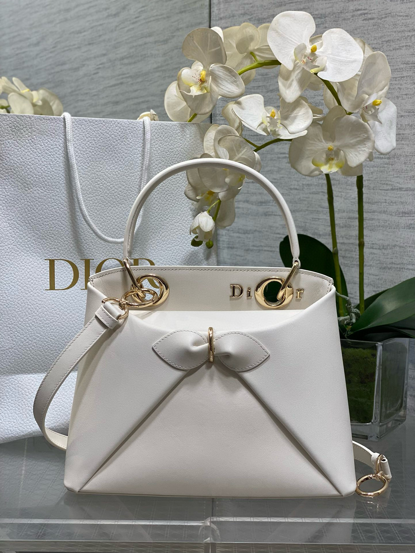 Dior 디올 2026 리본 보우 토트백 1