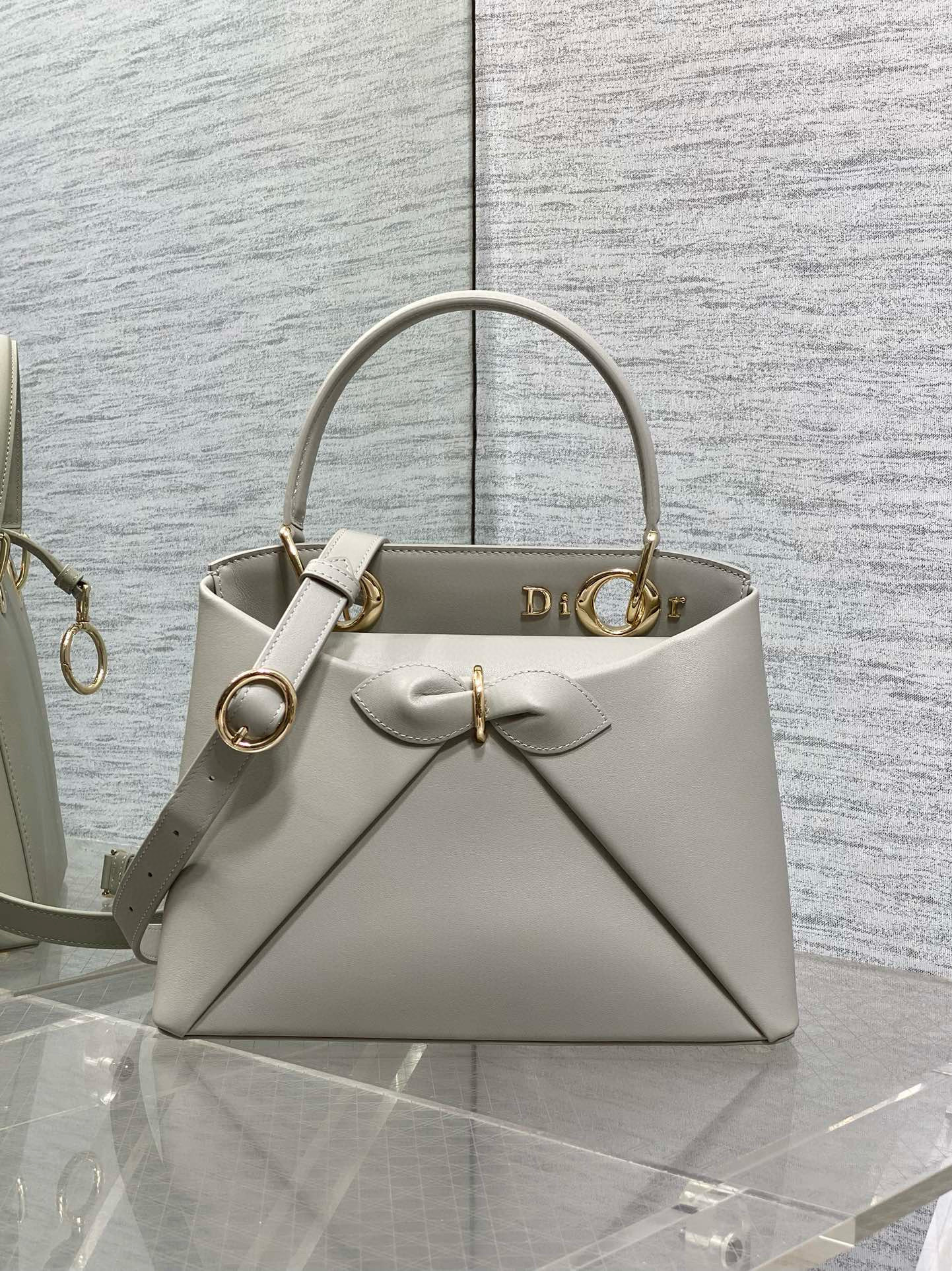 Dior 디올 2026 리본 보우 토트백 3