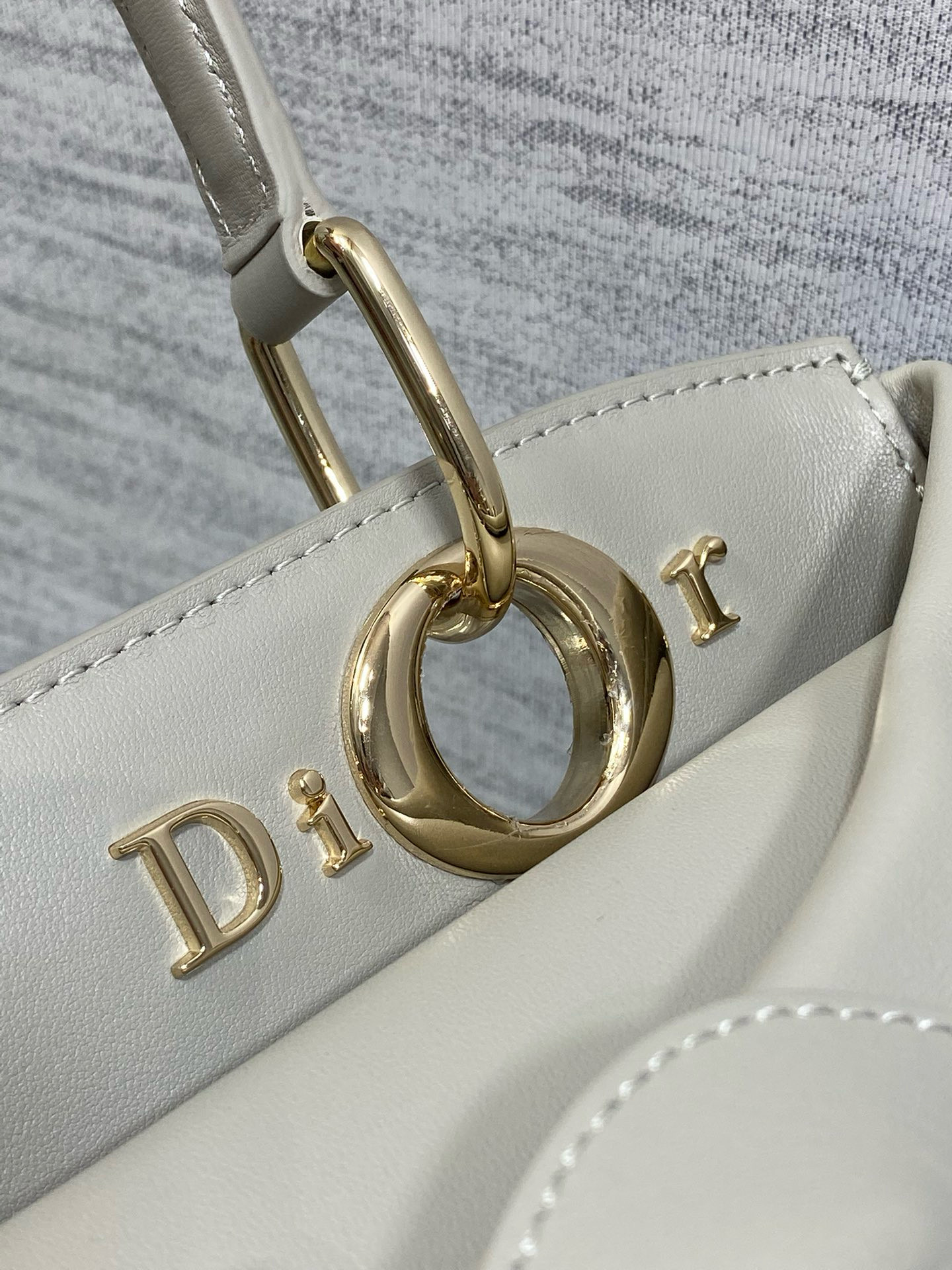 Dior 디올 2026 리본 보우 토트백 4