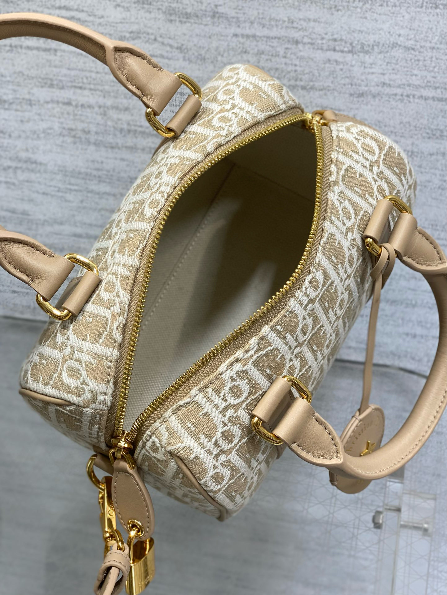 Christian Dior 그루브 20 오블리크 내추럴 베이지 보스턴 백 9