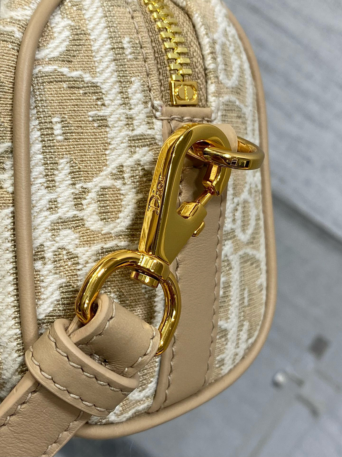 Dior 디올 Groove 16 오블리크 내추럴 베이지 토트백 5