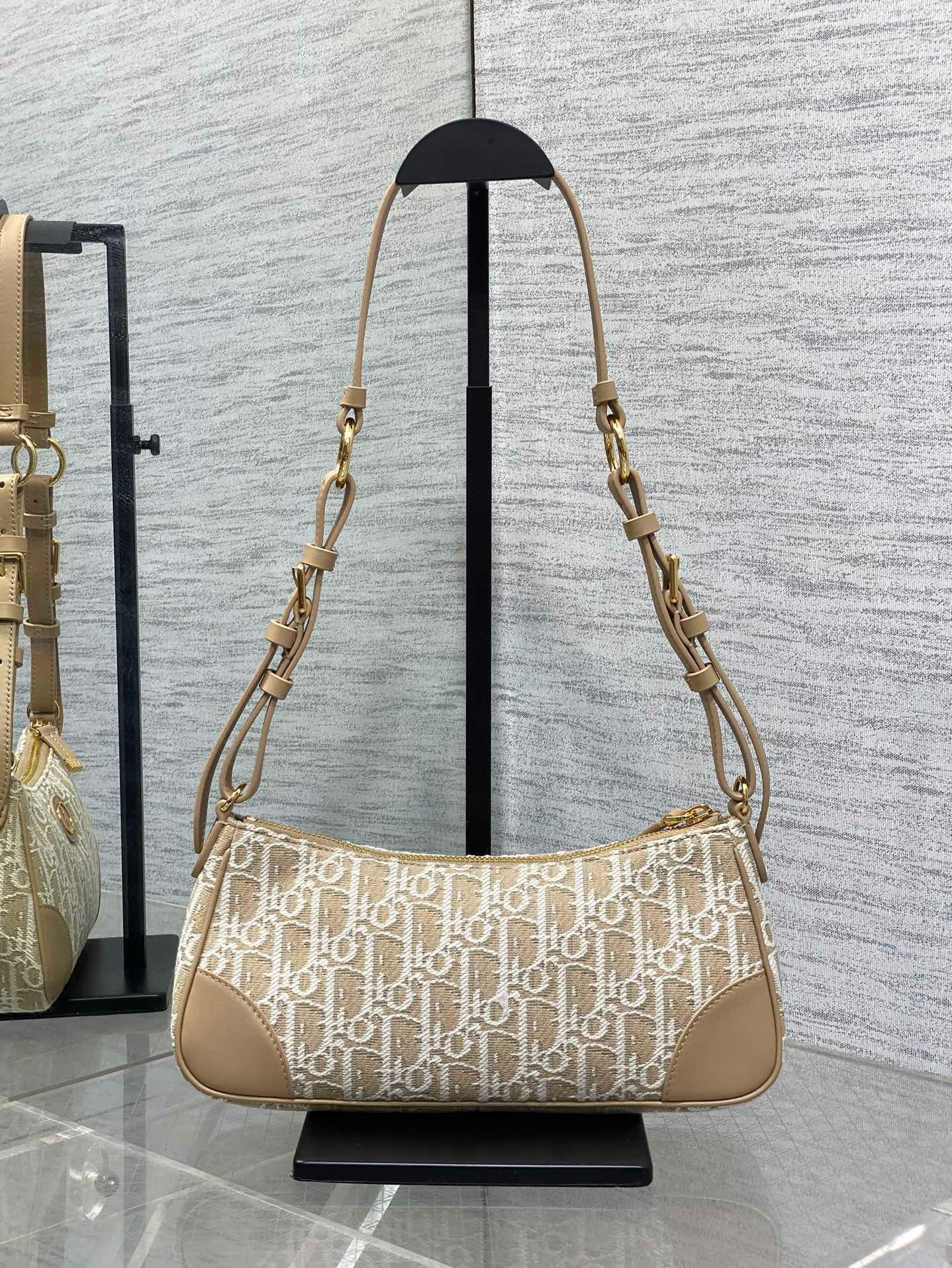 Dior 디올 30 Montaigne Cigale 오블리크 자카드 숄더백 4