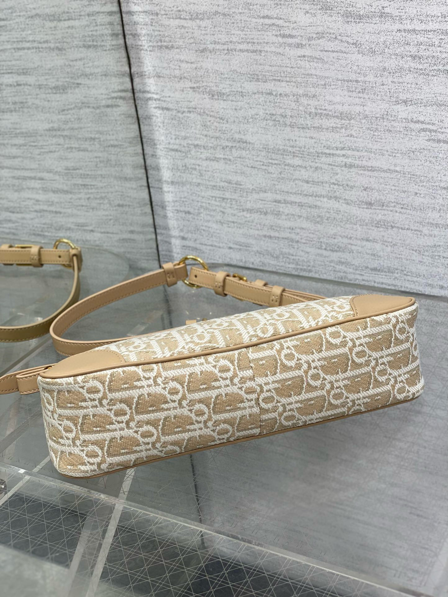 Dior 디올 30 Montaigne Cigale 오블리크 자카드 숄더백 8