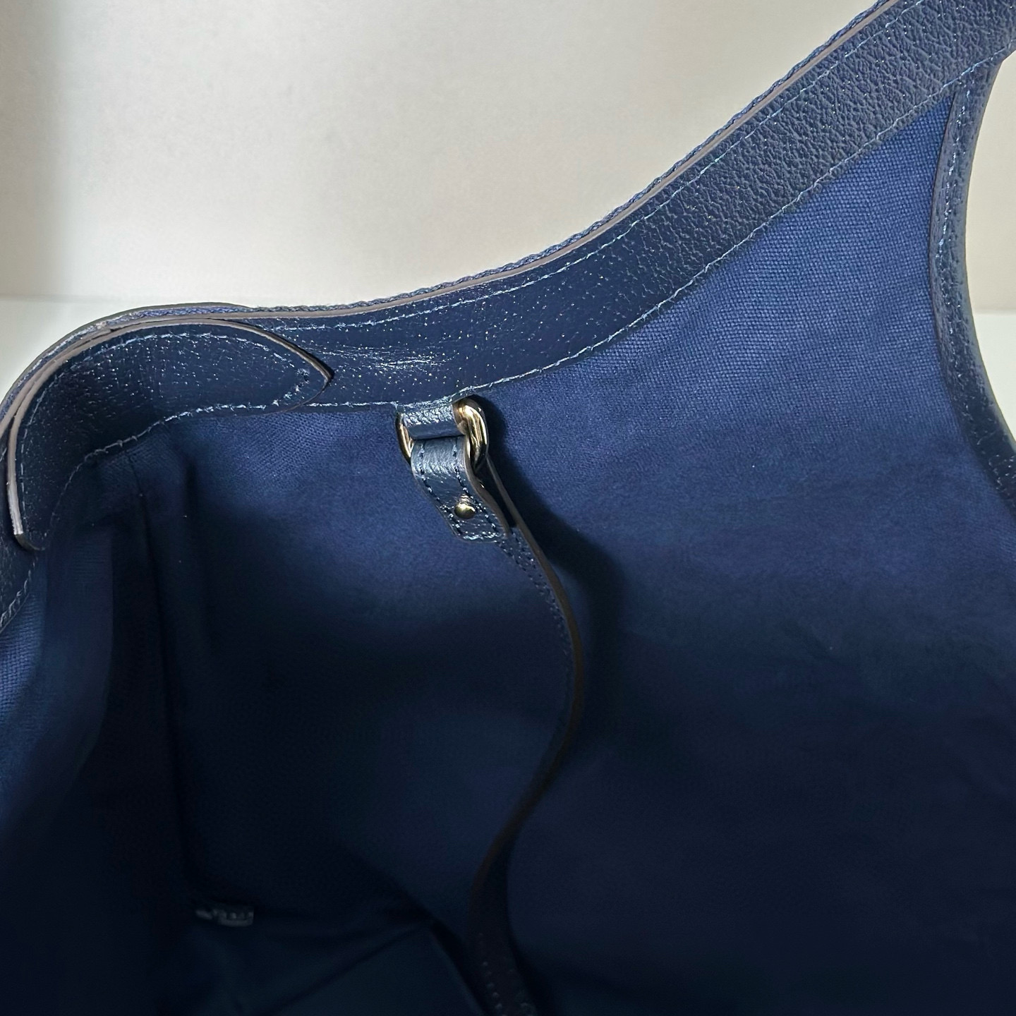 GUCCI 구찌 Giglio GG 패턴 캔버스 토트백 10