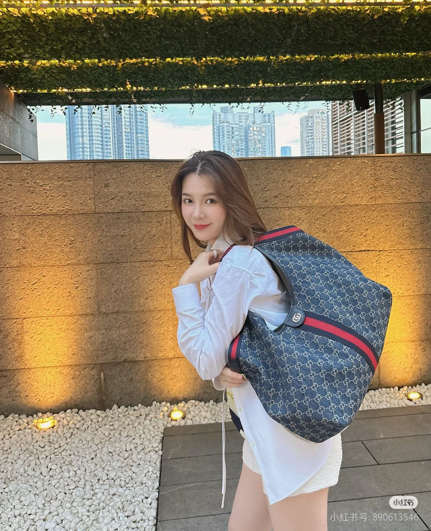 GUCCI 구찌 Giglio GG 패턴 캔버스 토트백 5