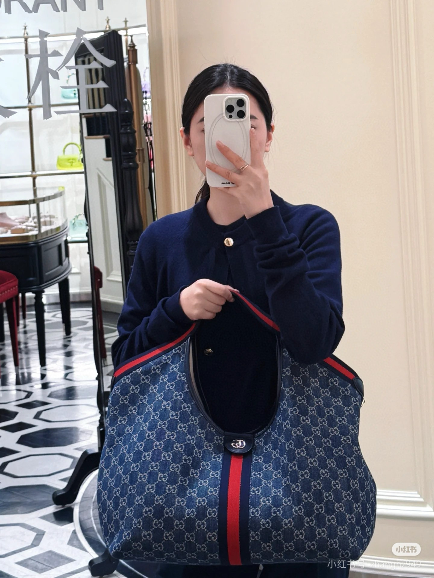 GUCCI 구찌 Giglio GG 패턴 캔버스 토트백 12