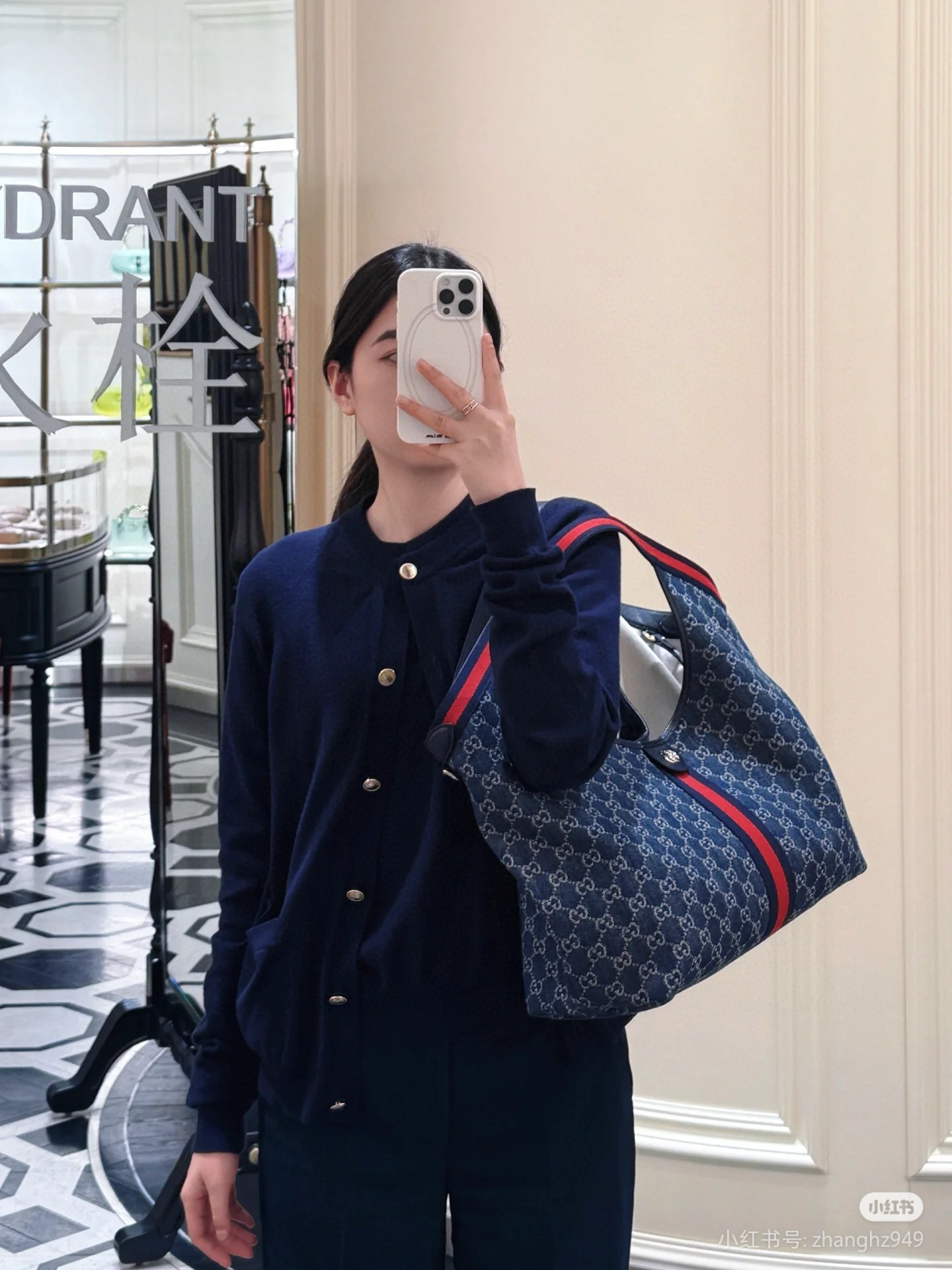 GUCCI 구찌 Giglio GG 패턴 캔버스 토트백 13