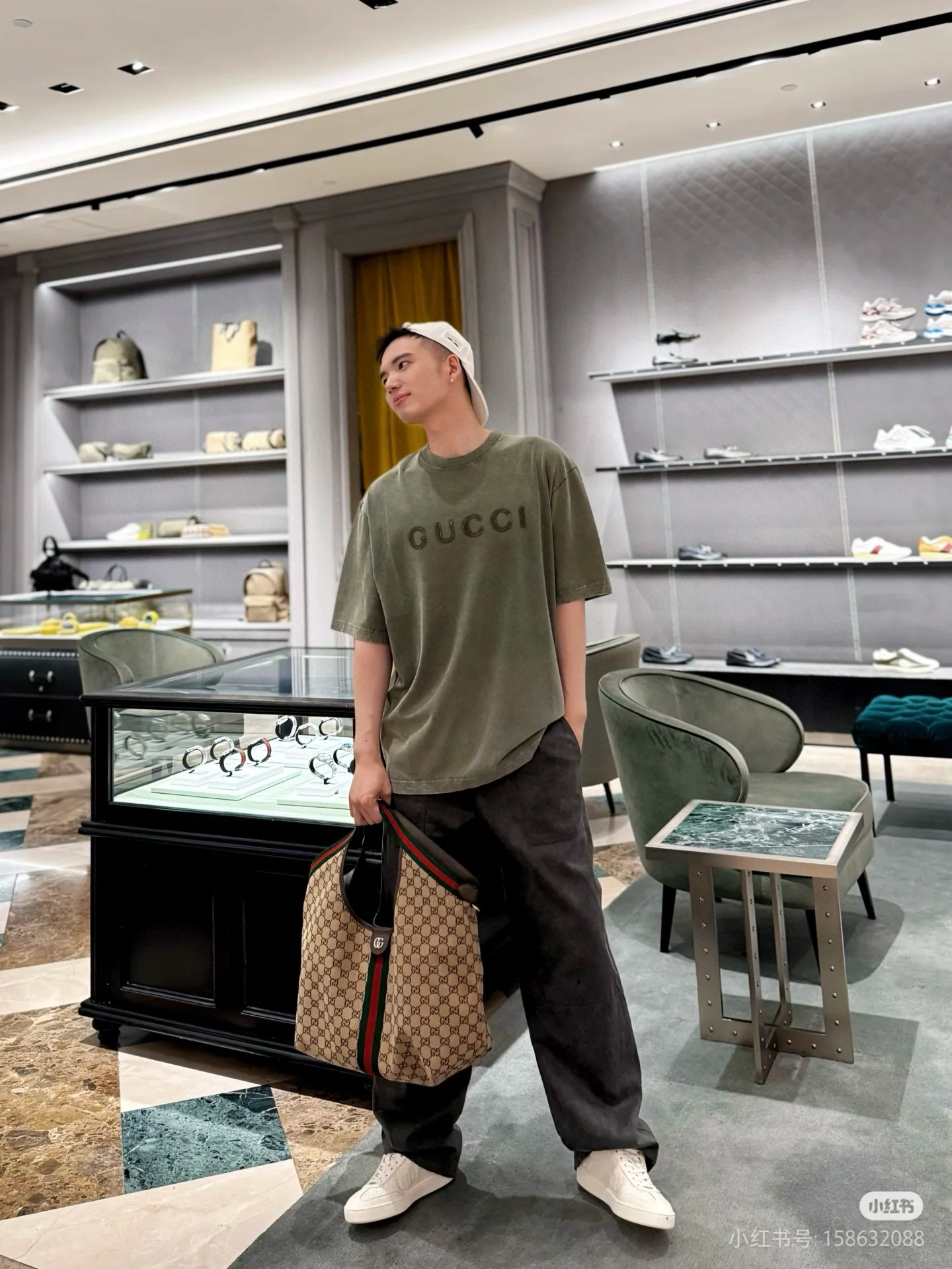 GUCCI 구찌 Giglio GG 패턴 캔버스 토트백 7