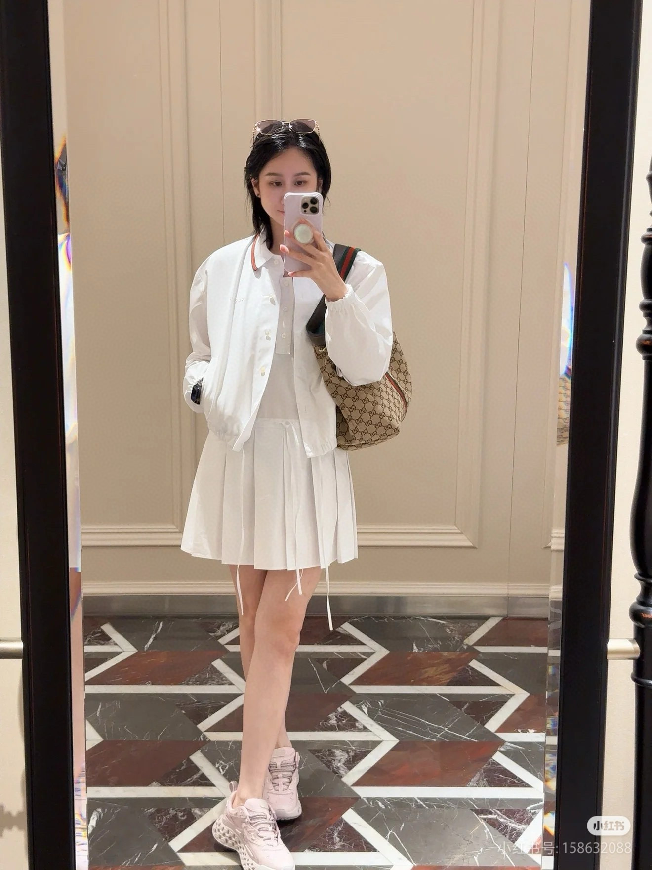 GUCCI 구찌 Giglio GG 패턴 캔버스 토트백 13