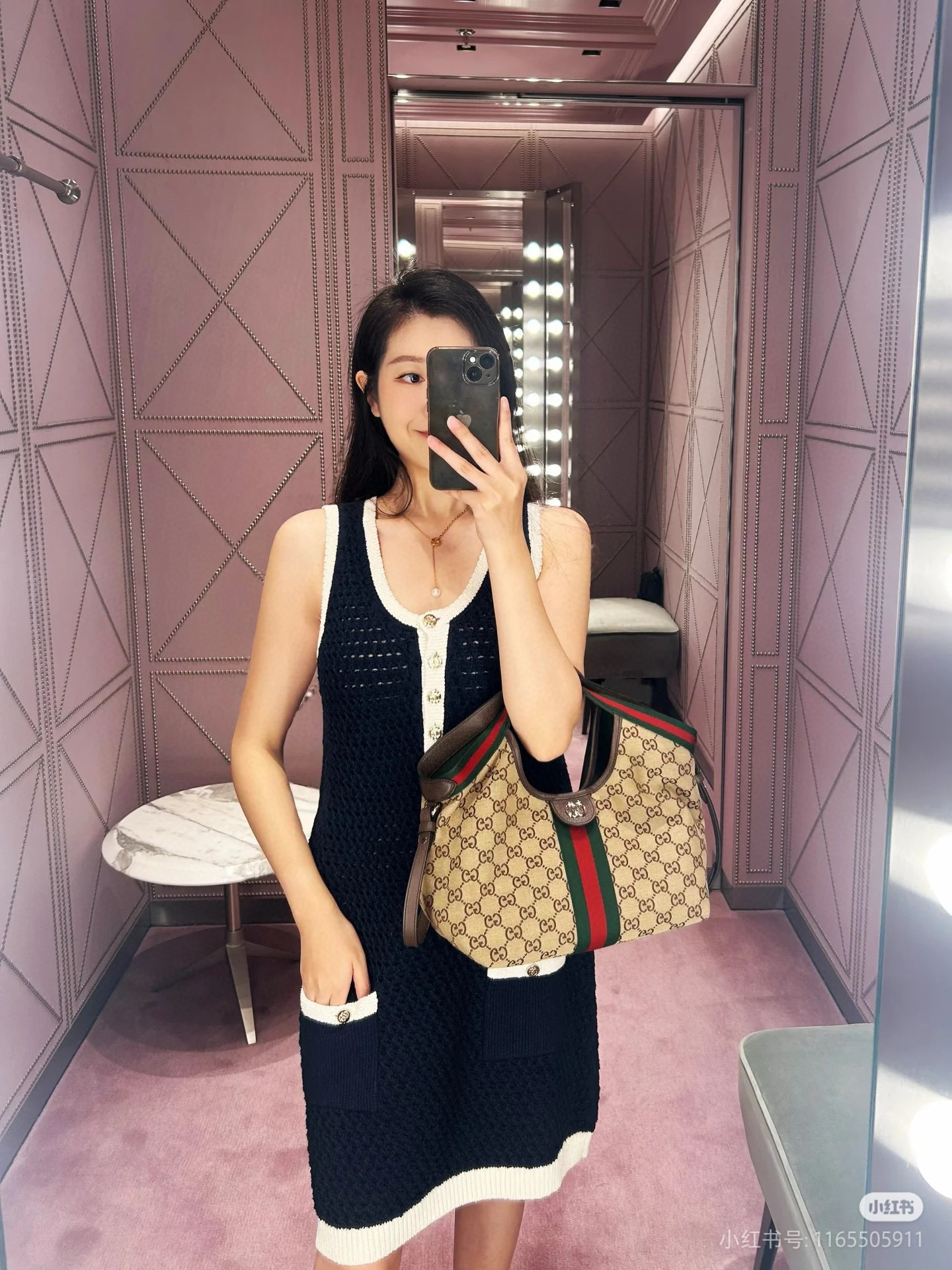 Gucci 구찌 Giglio 시리즈 소형 토트백 9