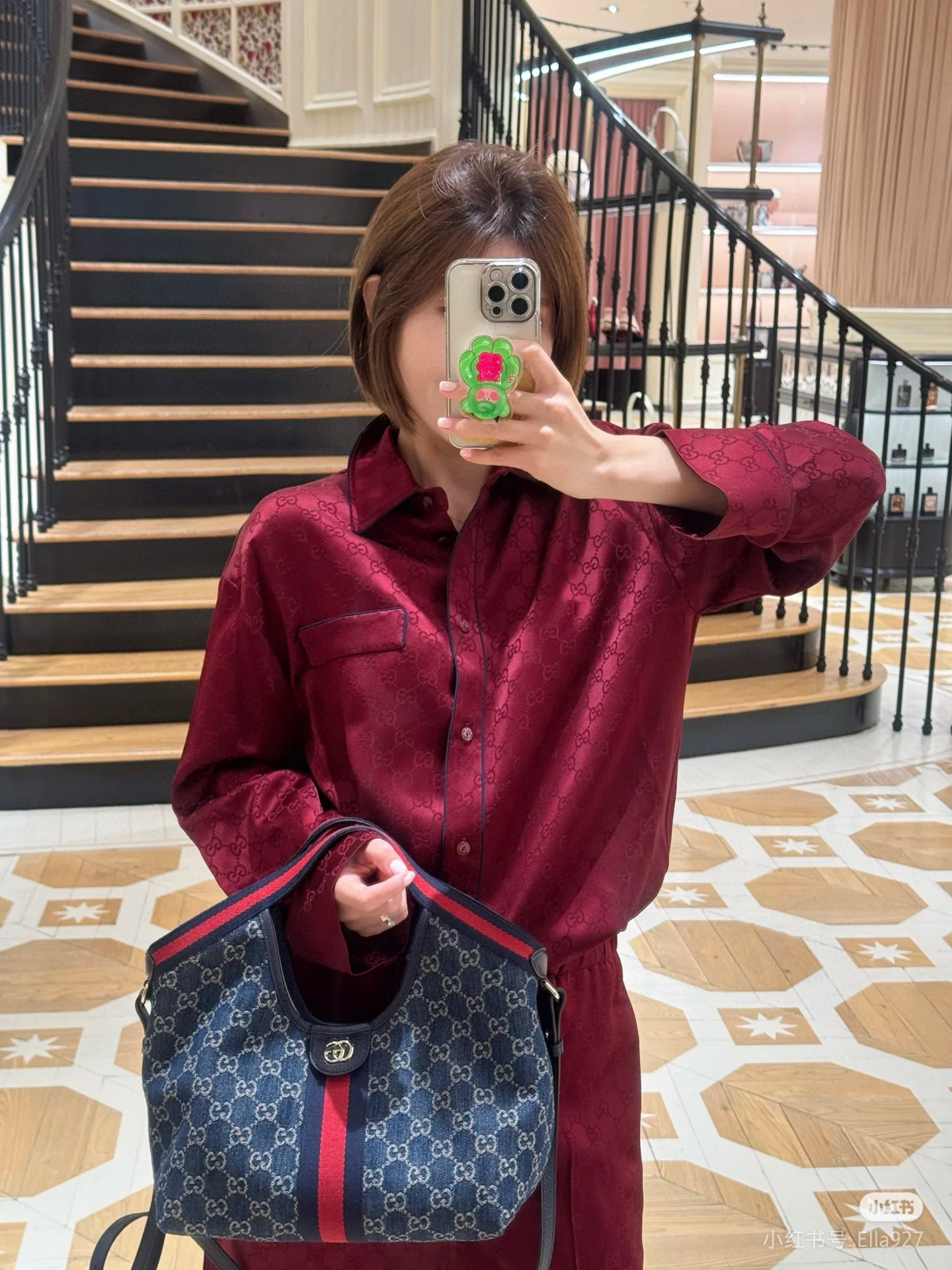 Gucci 구찌 Giglio 시리즈 소형 토트백 9