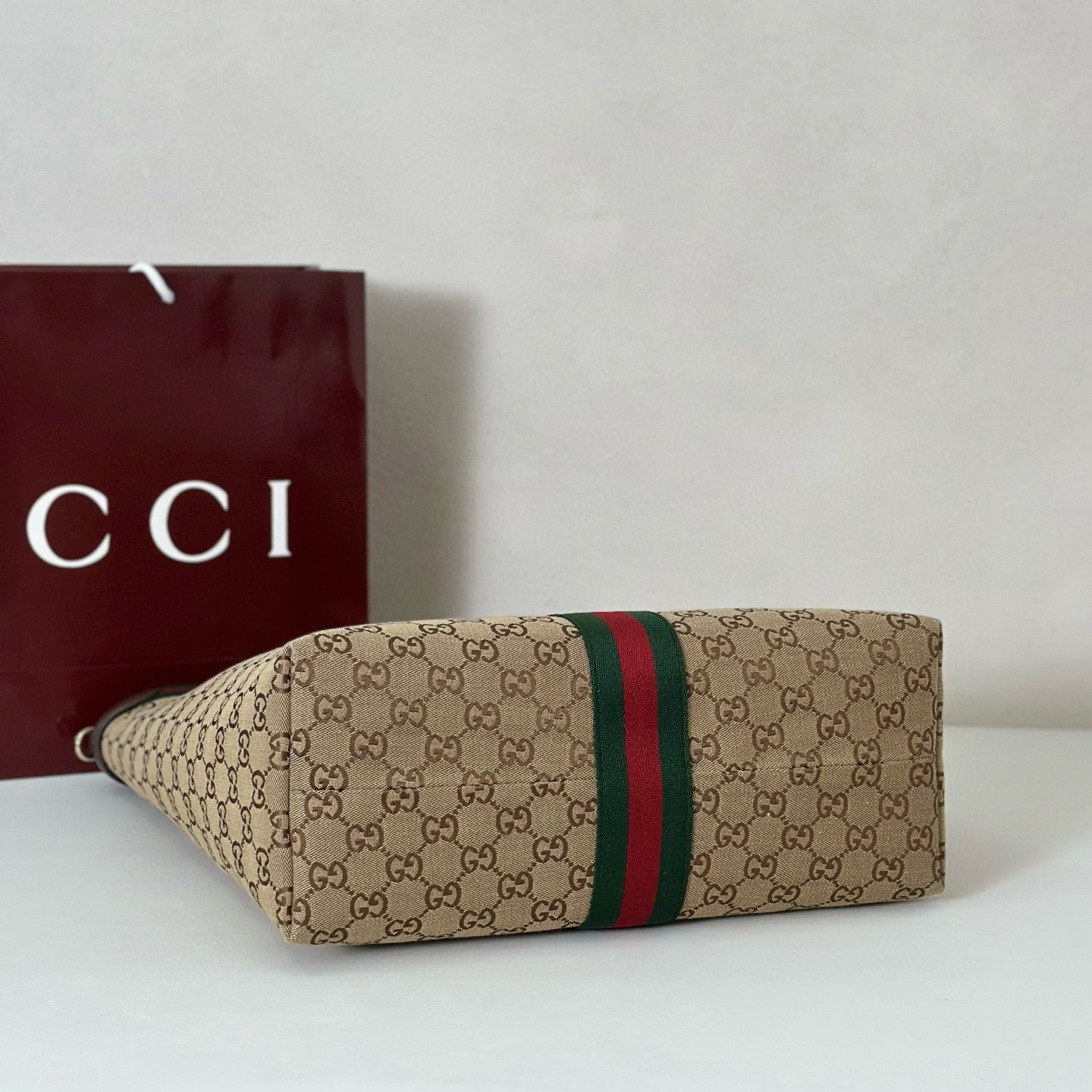 Gucci 구찌 Giglio 질리오 페피 기은세가방 시리즈 대형 토트백 13