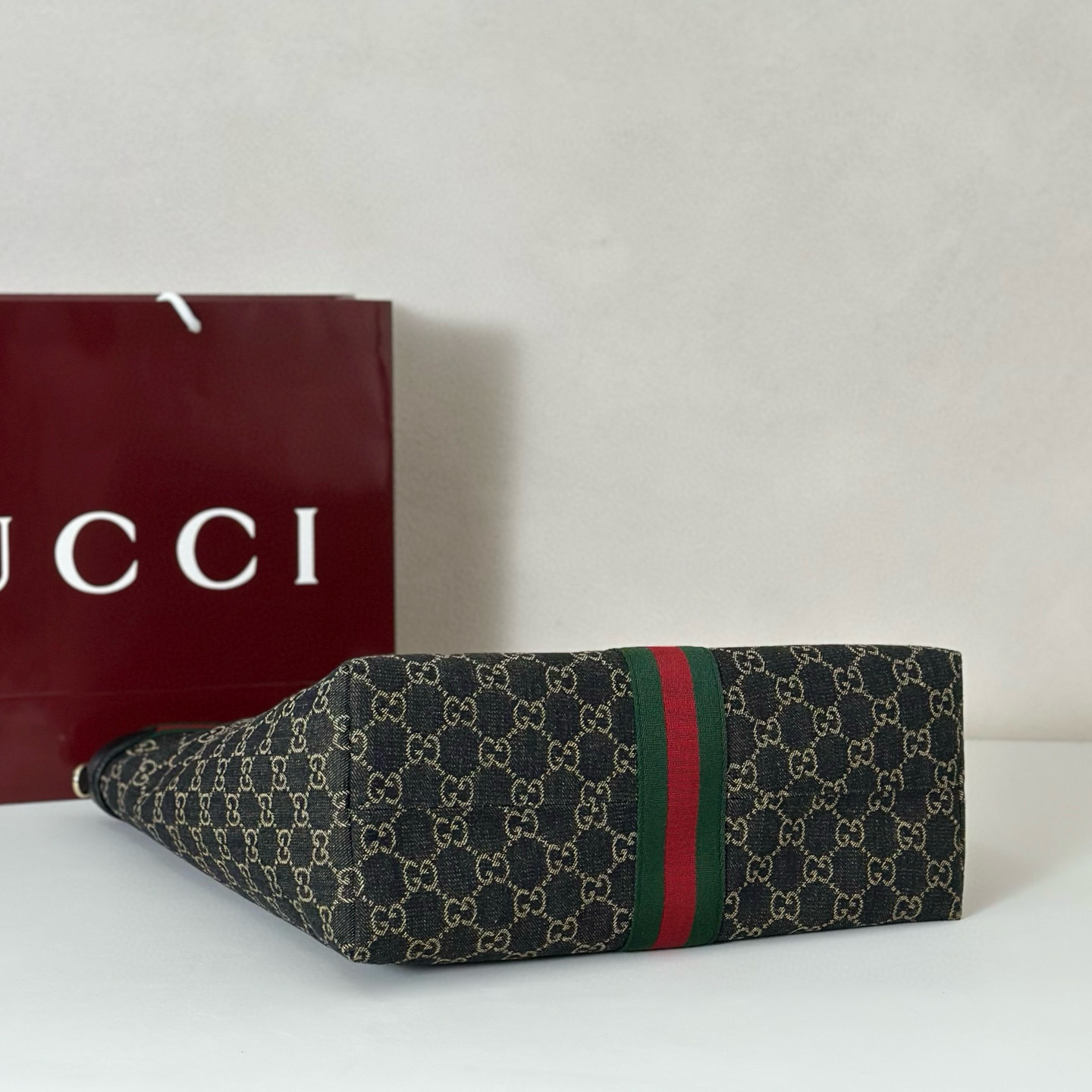 Gucci 구찌 Giglio 시리즈 대형 토트백 8