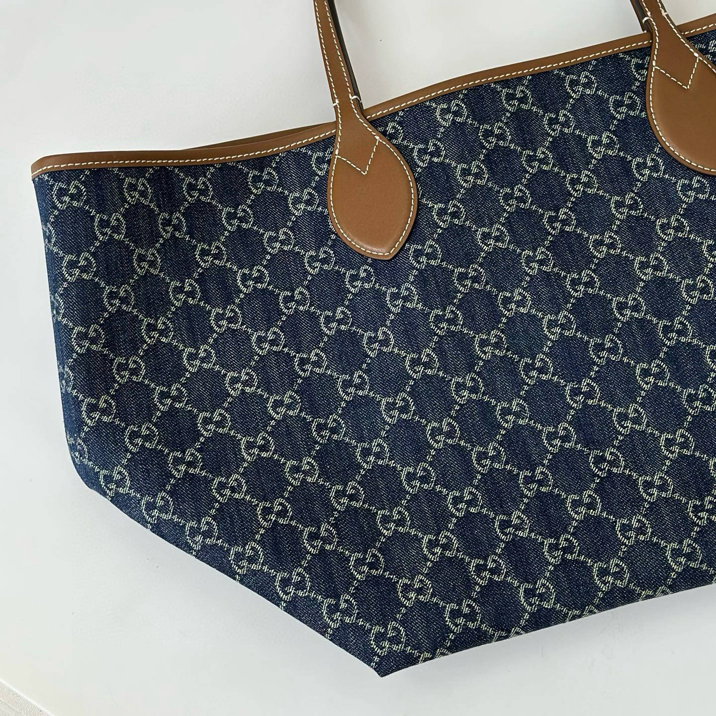 Gucci 구찌 Totissima 토티시마 중형 토트백 15