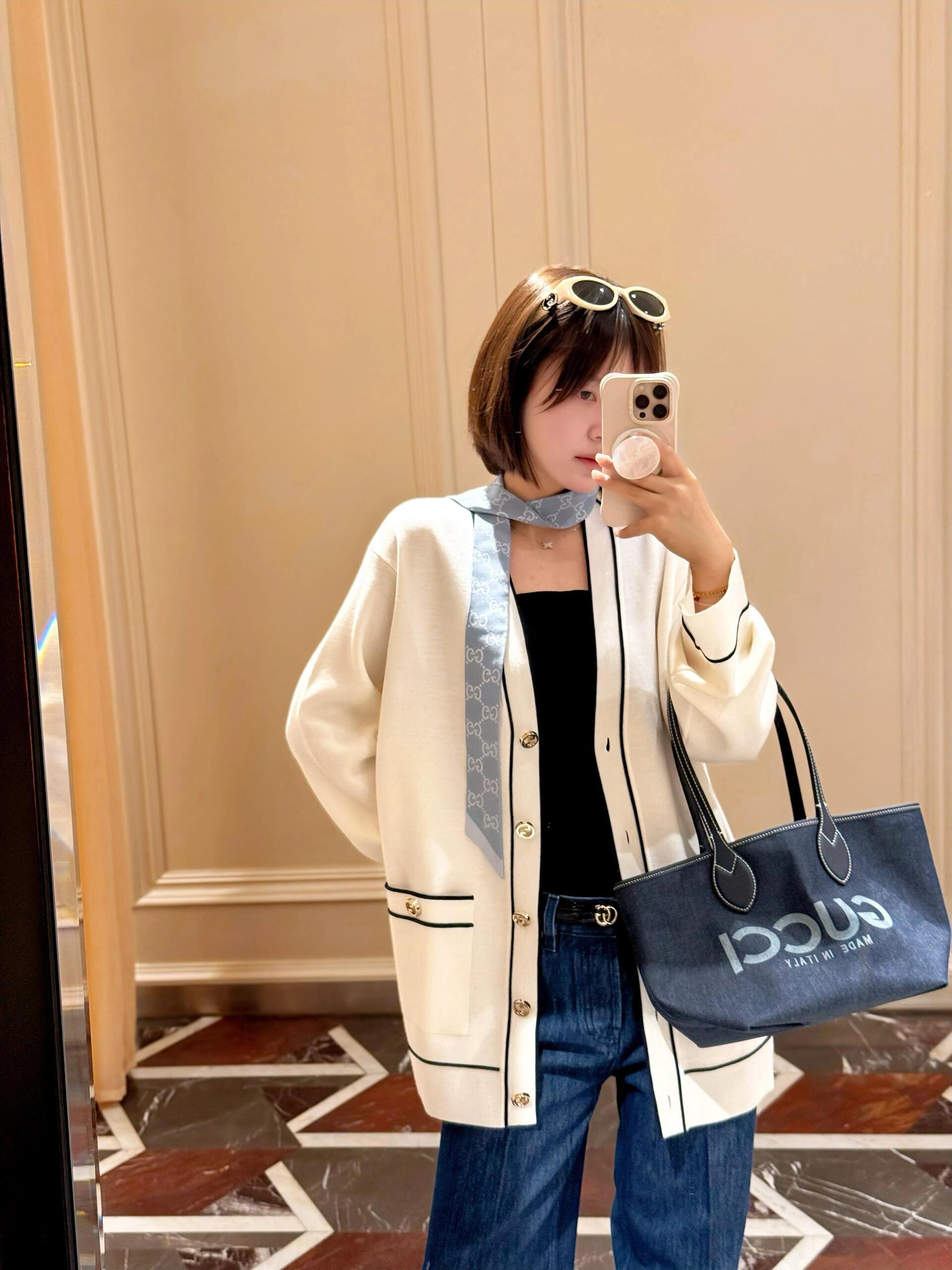 GUCCI 구찌 토티시마 GG 데님 스몰 토트백 9