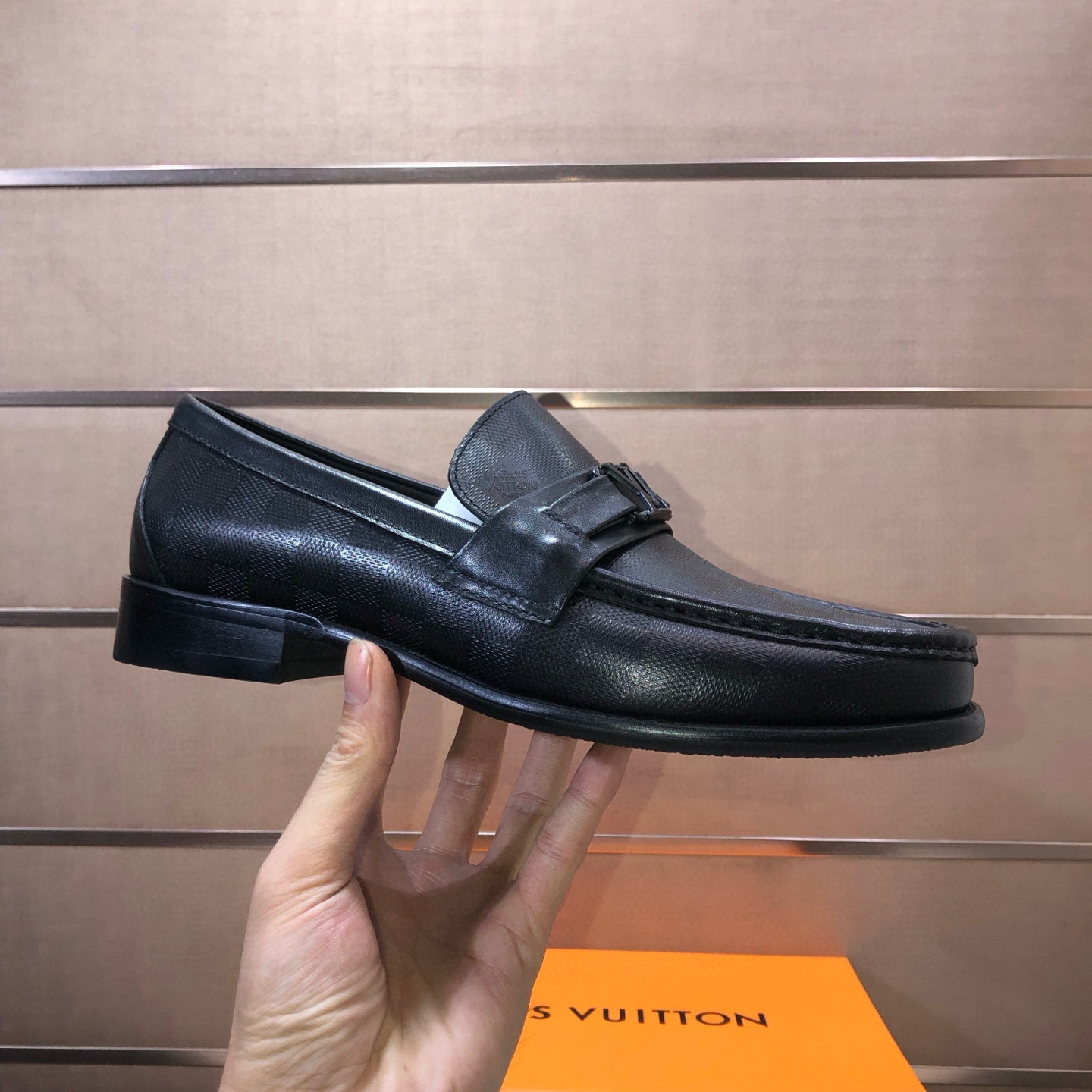 LOUIS VUITTON 루이비통 남성 소가죽 페니 로퍼 7