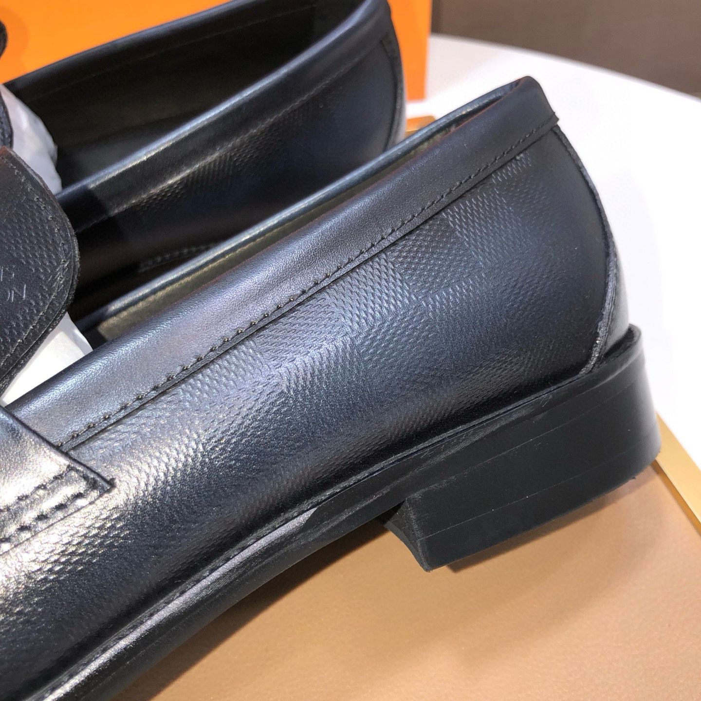 LOUIS VUITTON 루이비통 남성 소가죽 페니 로퍼 8