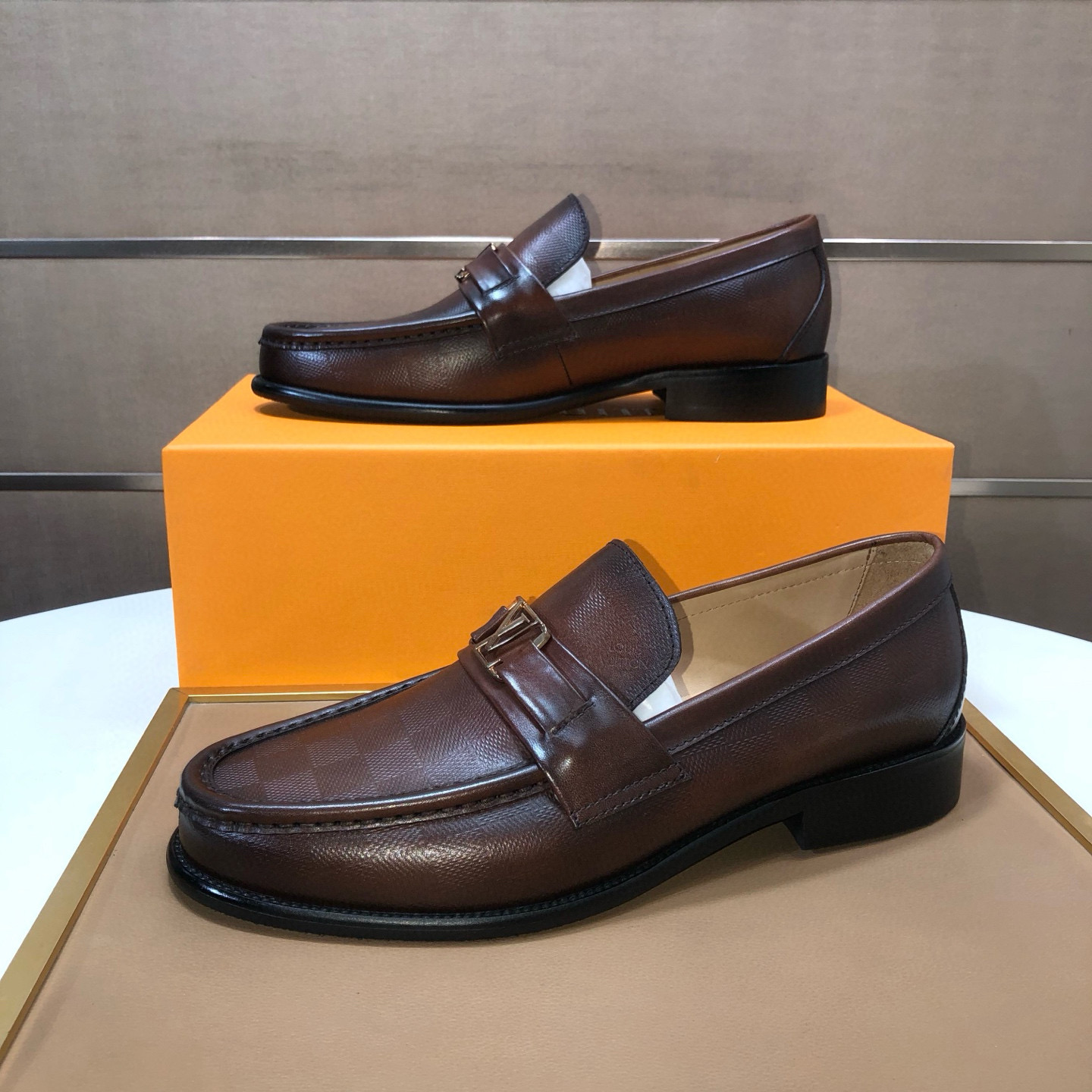 LOUIS VUITTON 루이비통 남성 소가죽 페니 로퍼 9