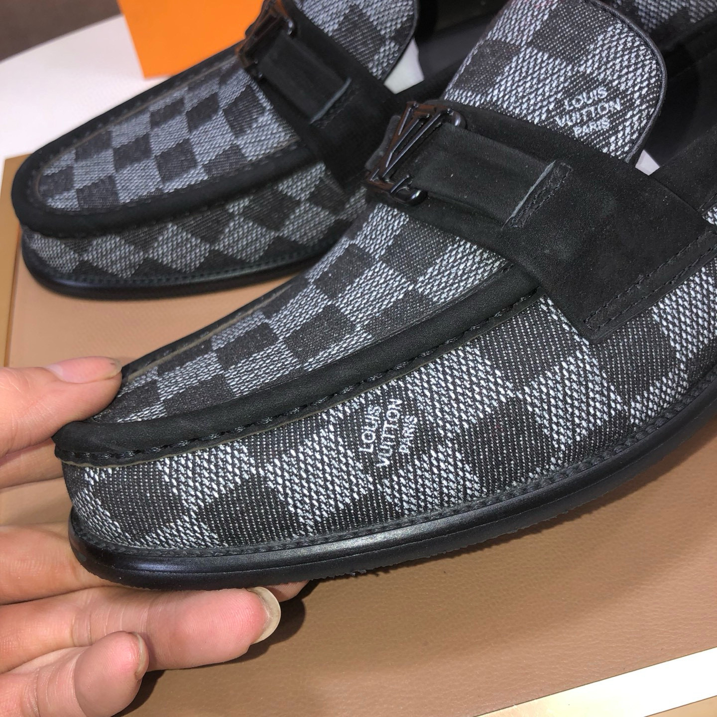 LOUIS VUITTON 루이비통 남성 소가죽 페니 로퍼 7