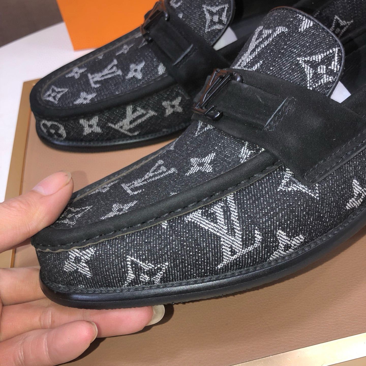 LOUIS VUITTON 루이비통 남성 소가죽 페니 로퍼 7