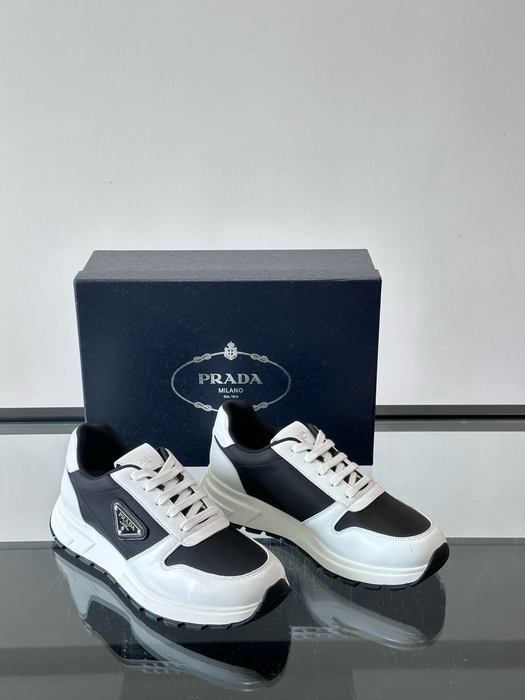 Prada 프라다 남성 운동 캐주얼 스니커즈 5