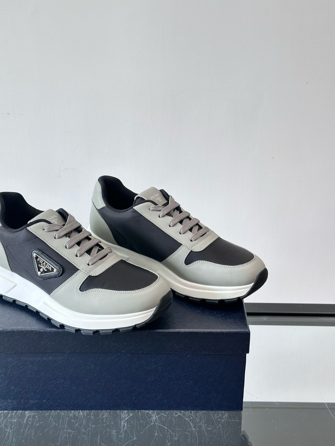 Prada 프라다 남성 운동 캐주얼 스니커즈 7