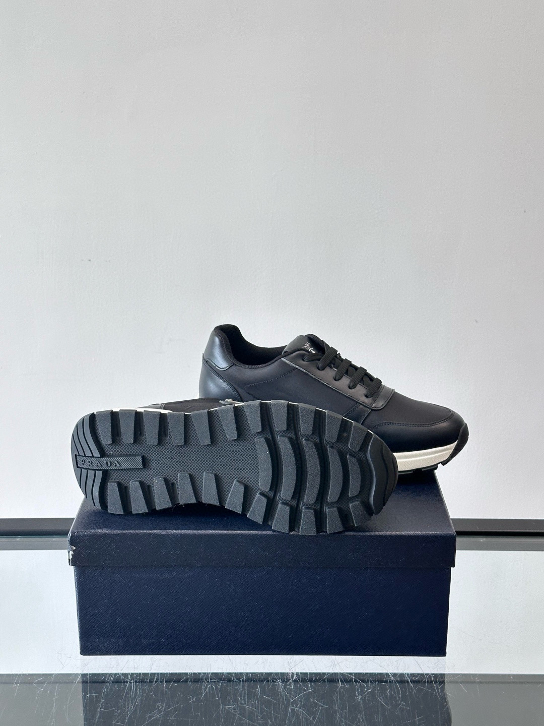 Prada 프라다 남성 운동 캐주얼 스니커즈 9