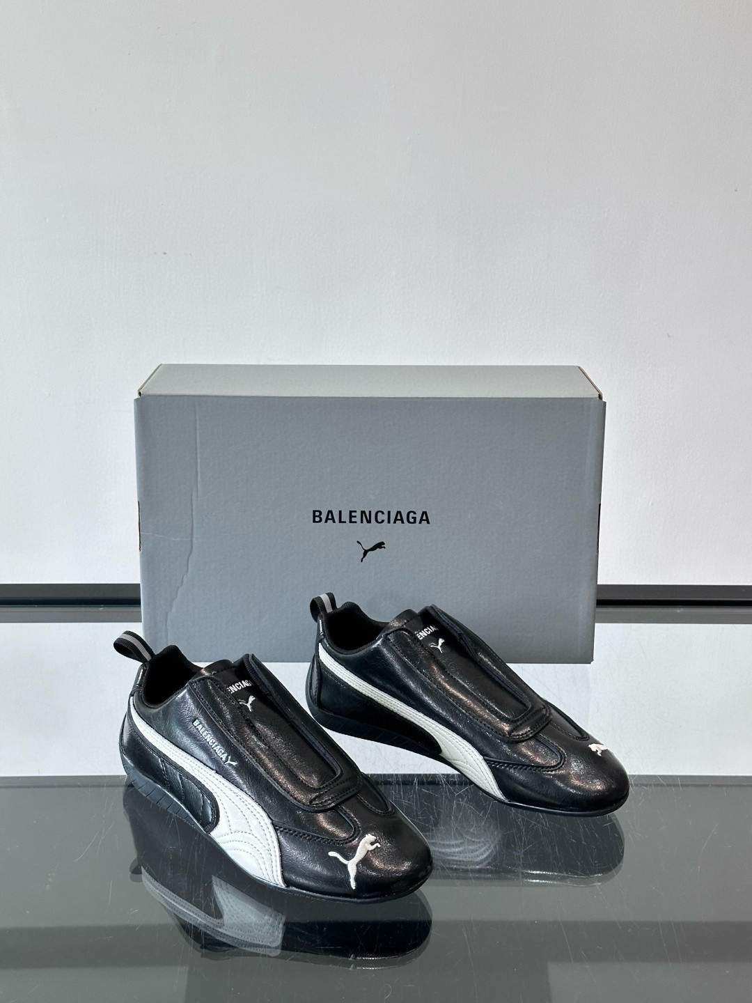 Balenciaga 발렌시아가 x PUMA Speedcat 블랙&화이트 레이싱 스니커즈 5