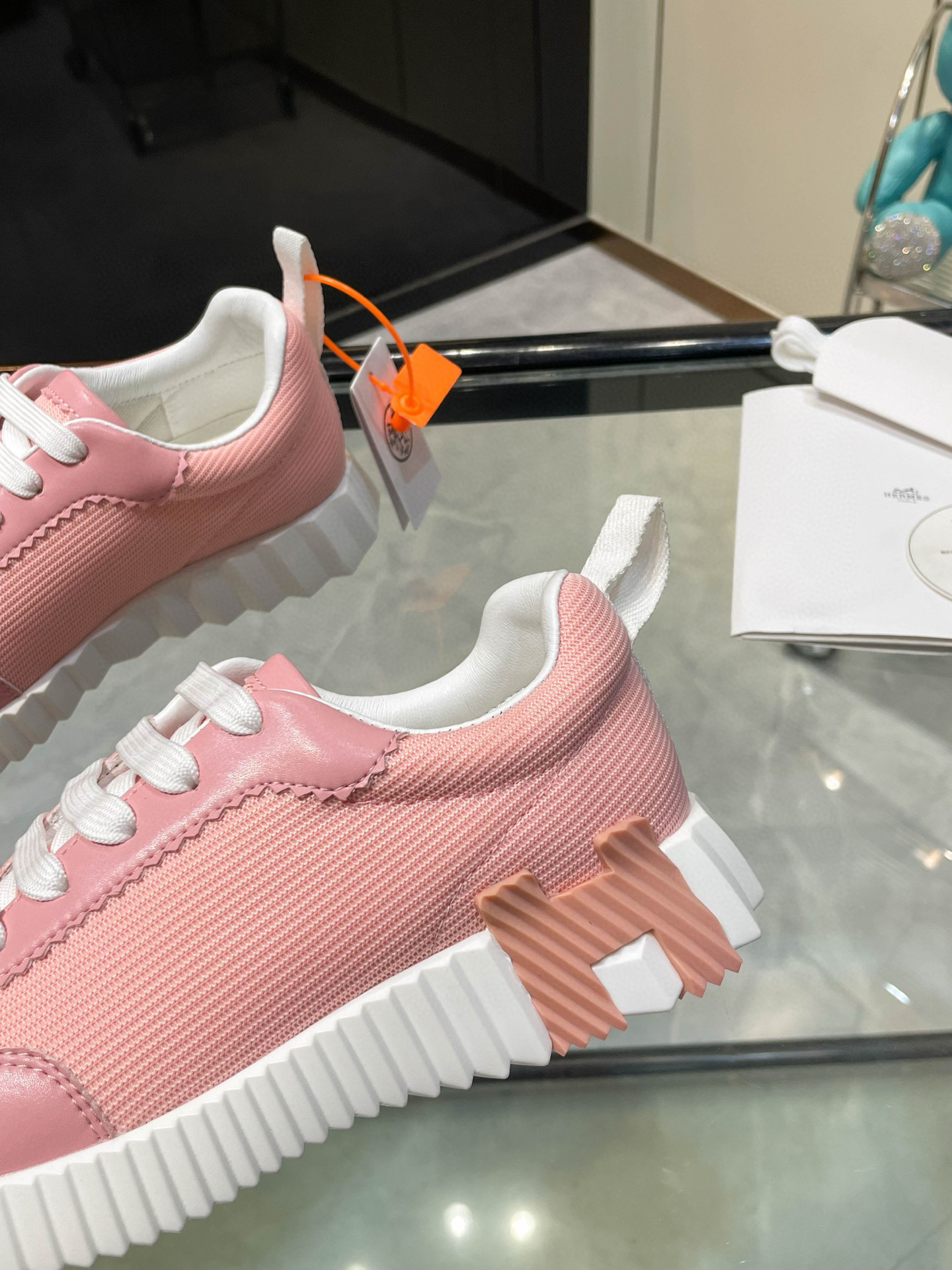 HERMES 에르메스 바운싱 핑크 스니커즈 8