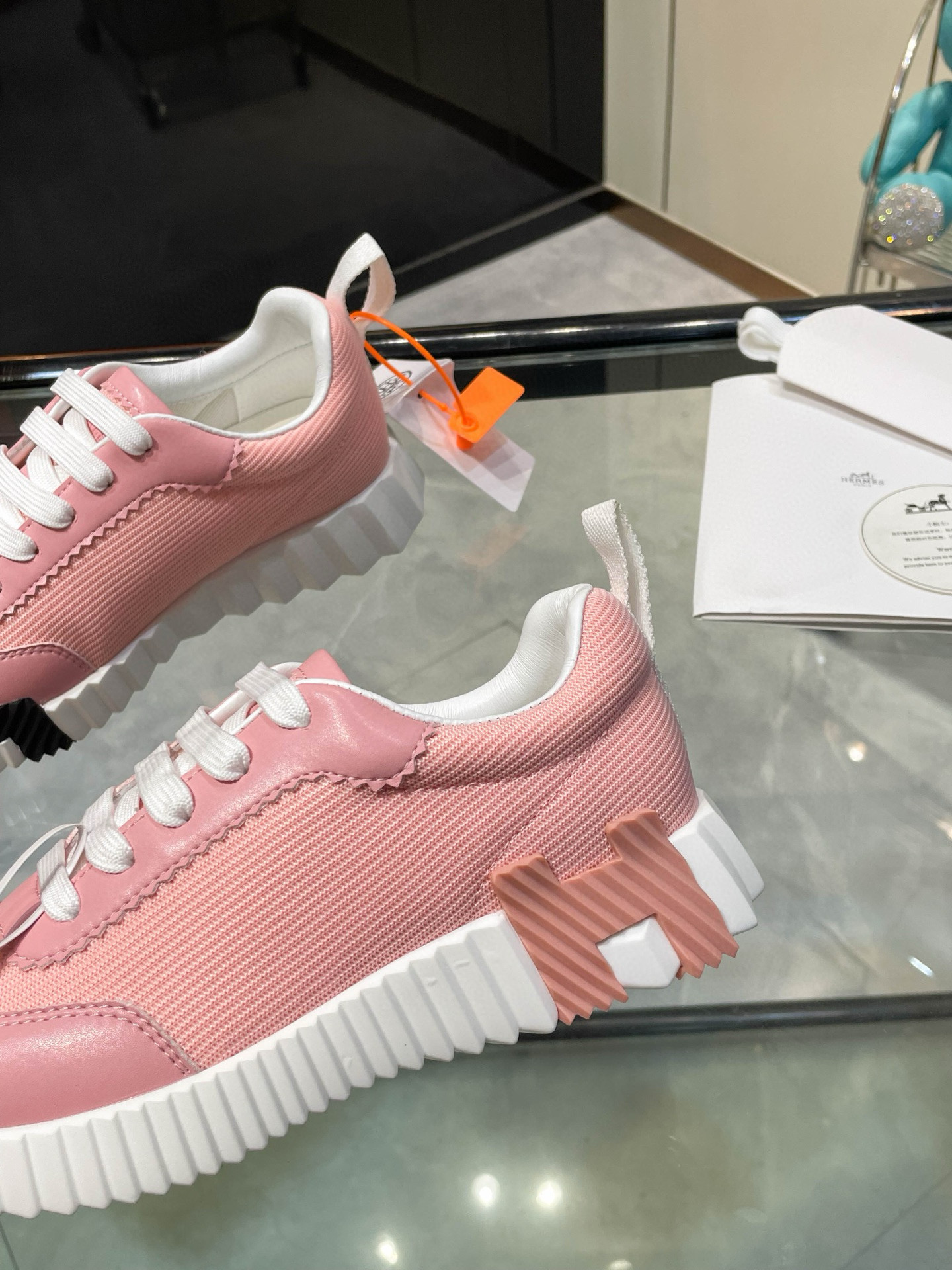 HERMES 에르메스 바운싱 핑크 스니커즈 8