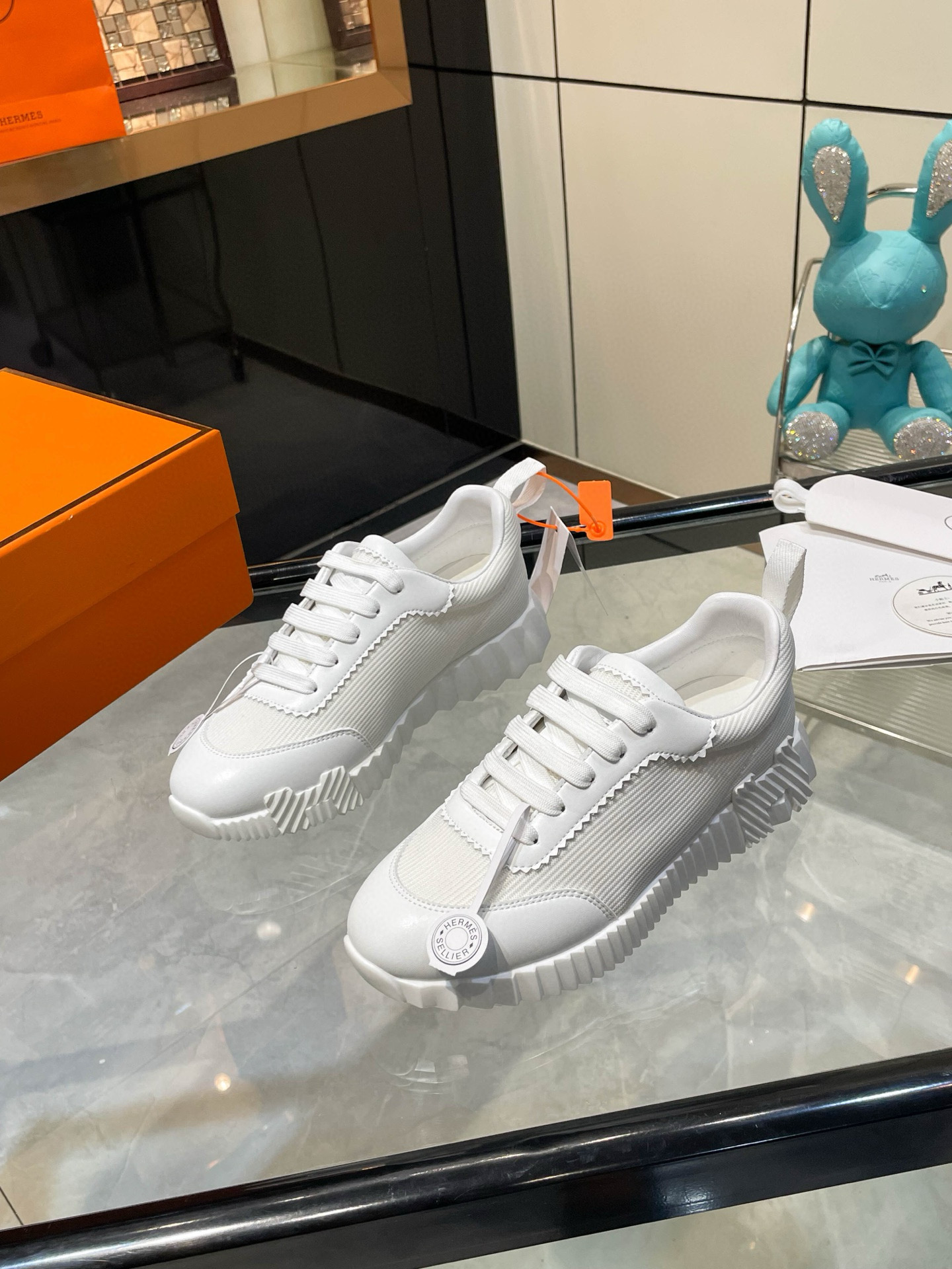 HERMES 에르메스 바운싱 핑크 스니커즈 3