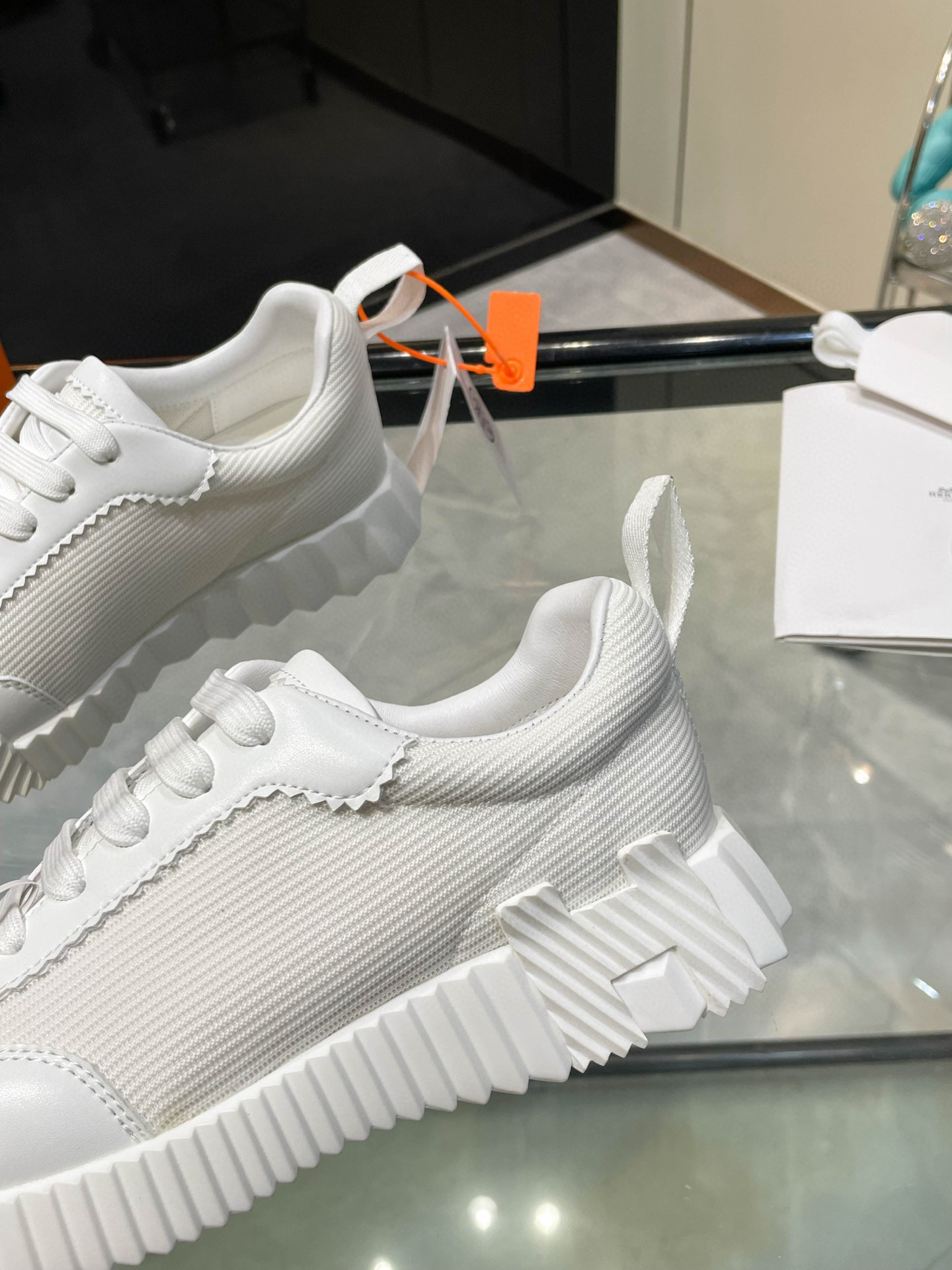 HERMES 에르메스 바운싱 핑크 스니커즈 8