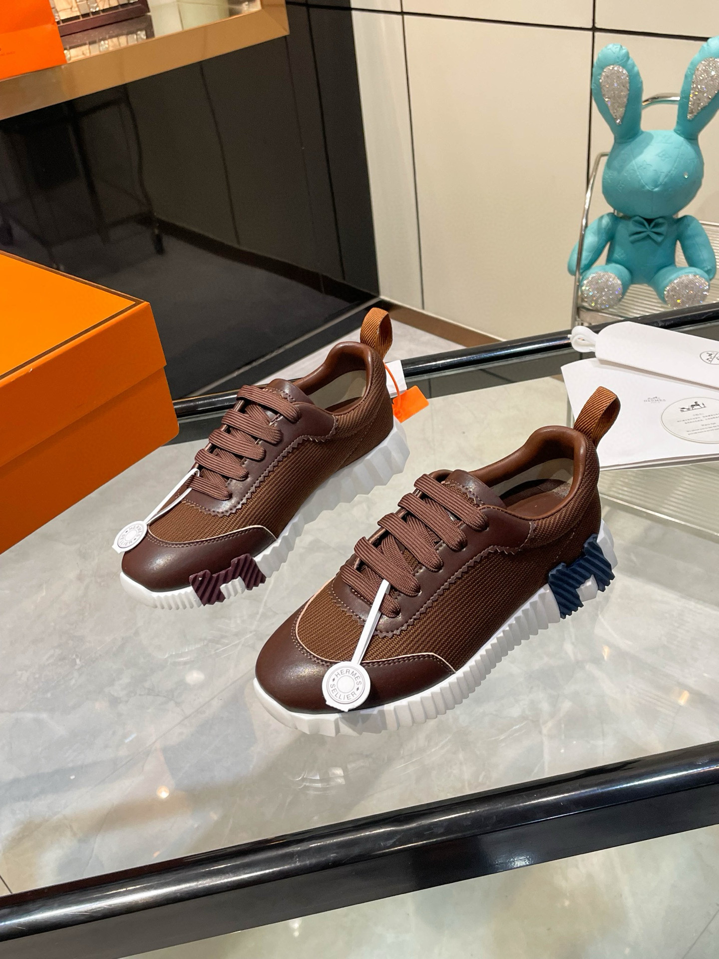 HERMES 에르메스 바운싱 핑크 스니커즈 3