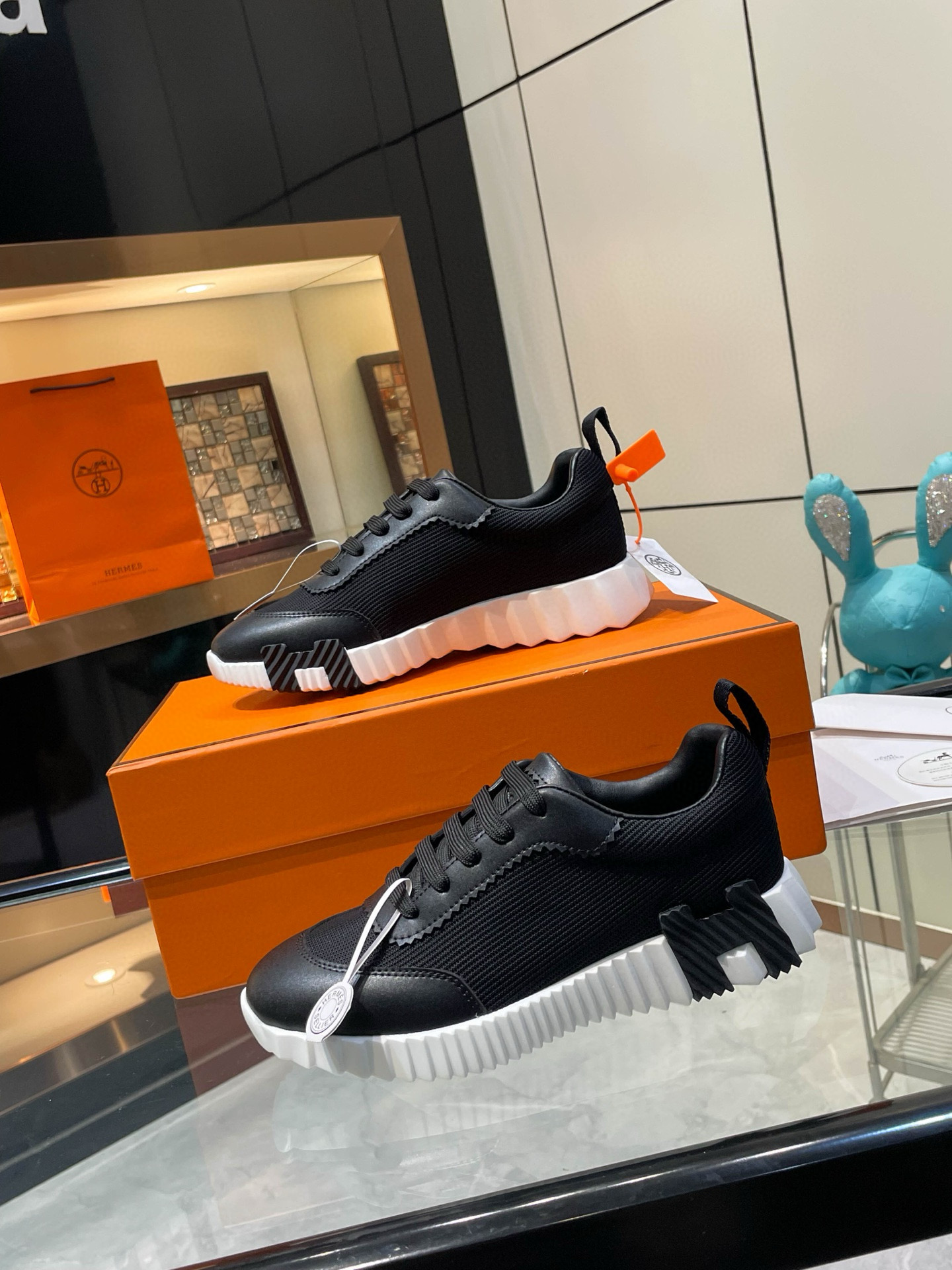 HERMES 에르메스 바운싱 핑크 스니커즈 5