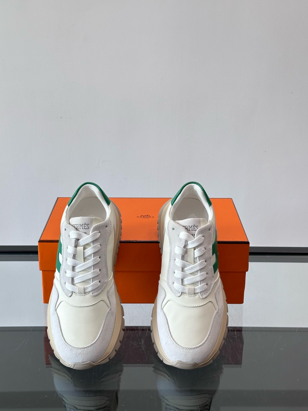 Hermes 에르메스 H Walkrunner 스니커즈 6