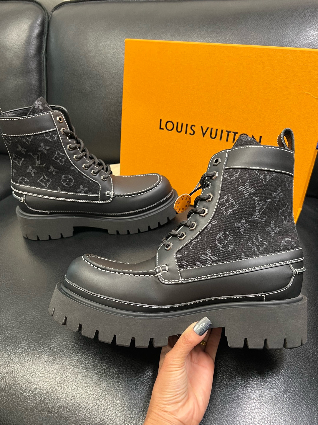 Louis Vuitton 루이비통 모노그램 레이스업 플랫폼 부츠 5