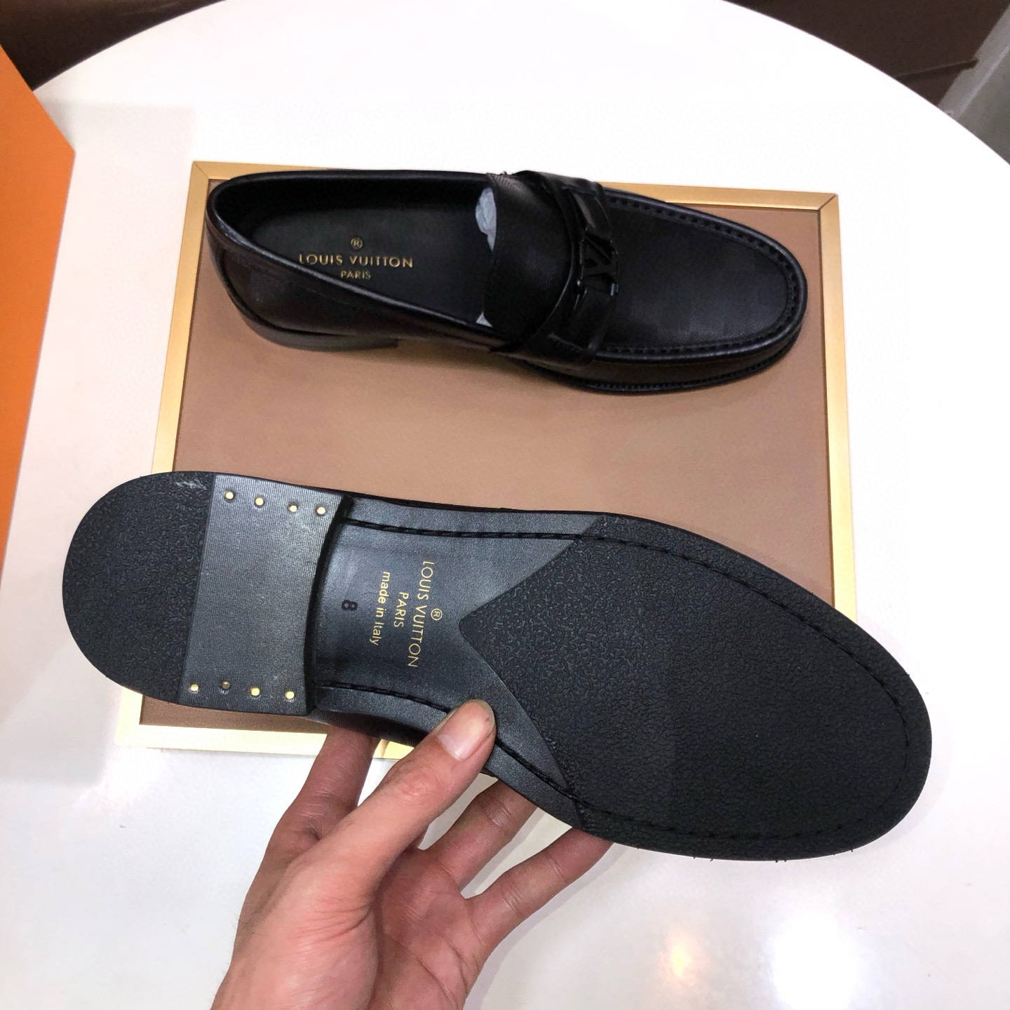 LOUIS VUITTON 루이비통 남성 소가죽 페니 로퍼 9