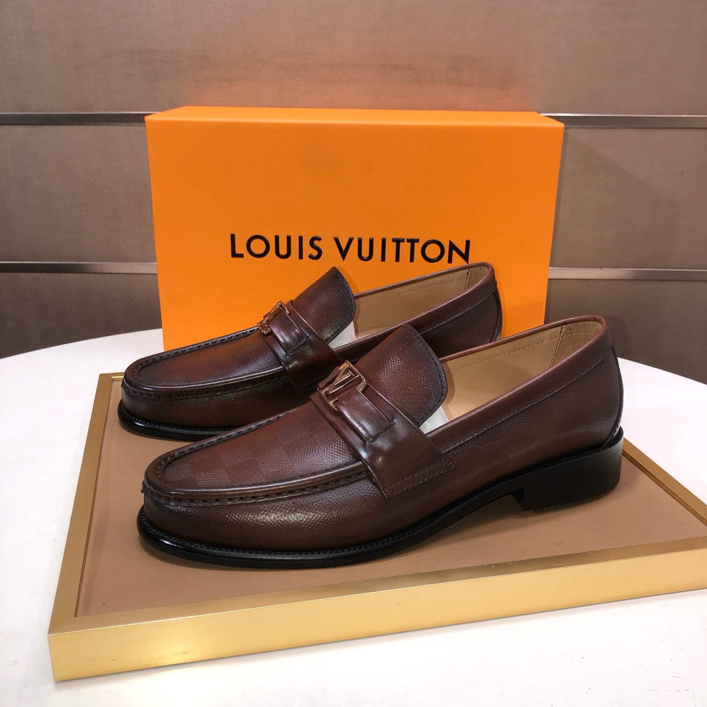 LOUIS VUITTON 루이비통 남성 소가죽 페니 로퍼 3