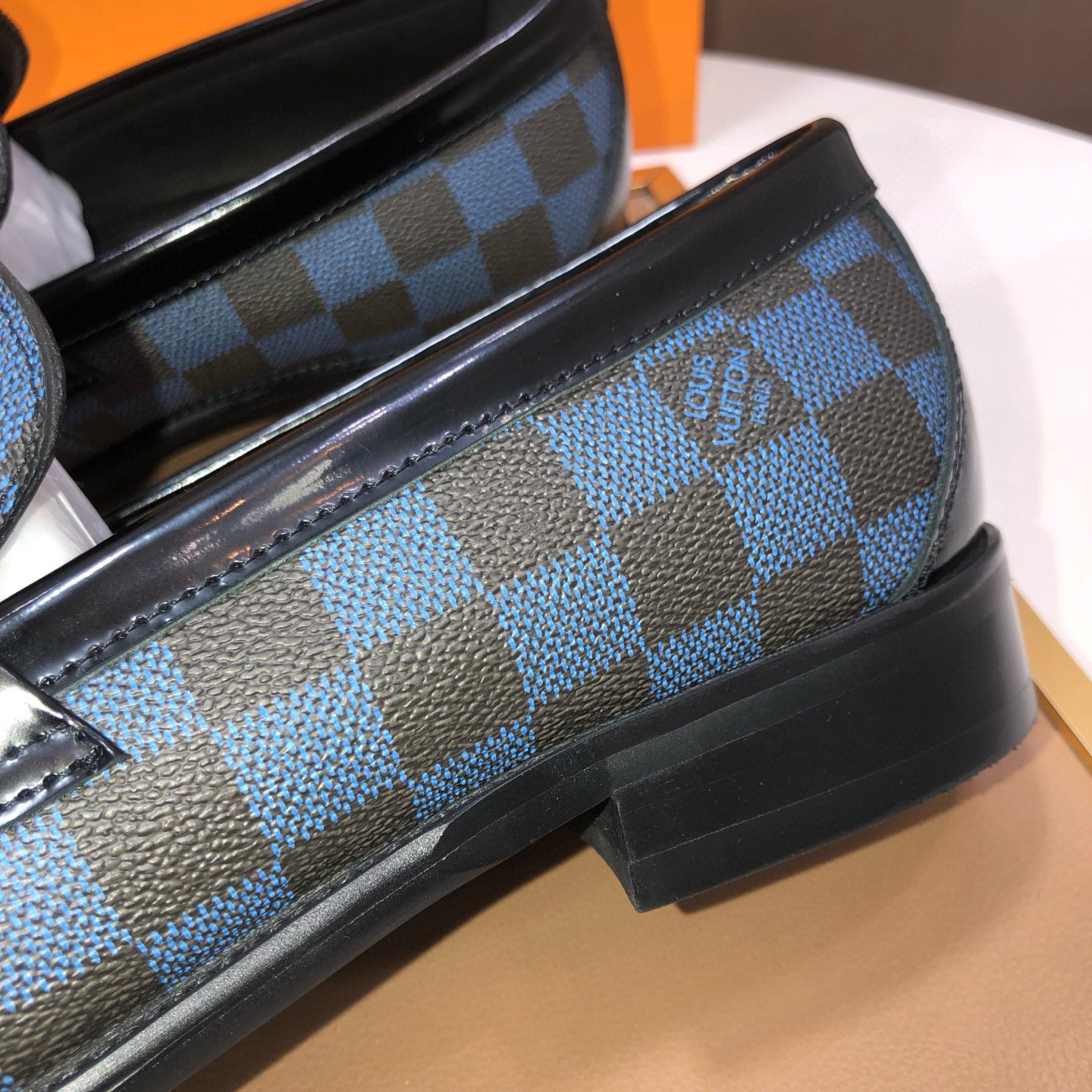 LOUIS VUITTON 루이비통 남성 소가죽 페니 로퍼 8