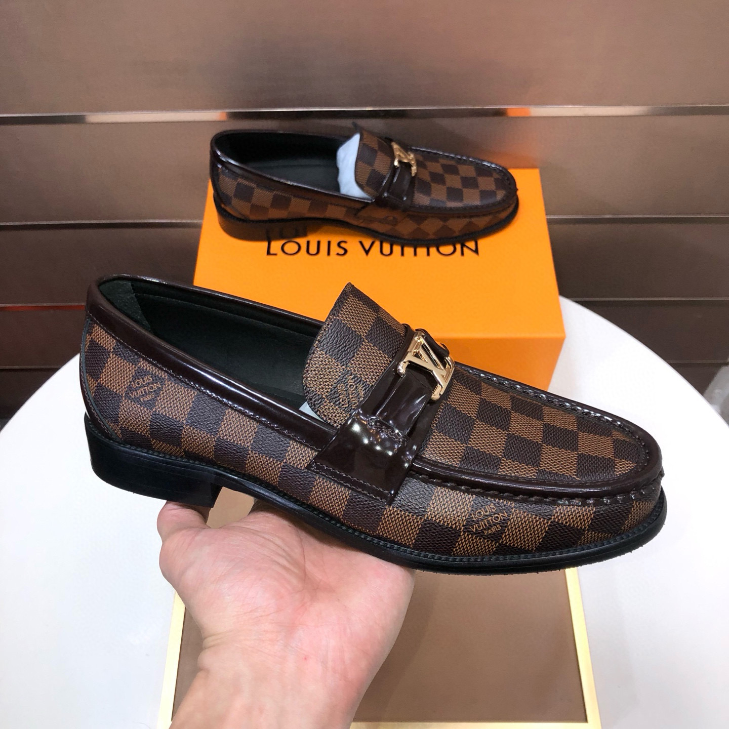 LOUIS VUITTON 루이비통 남성 소가죽 페니 로퍼 5