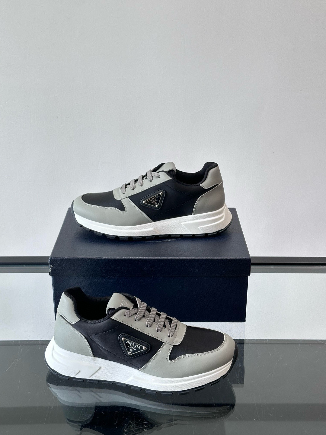 Prada 프라다 남성 운동 캐주얼 스니커즈 4