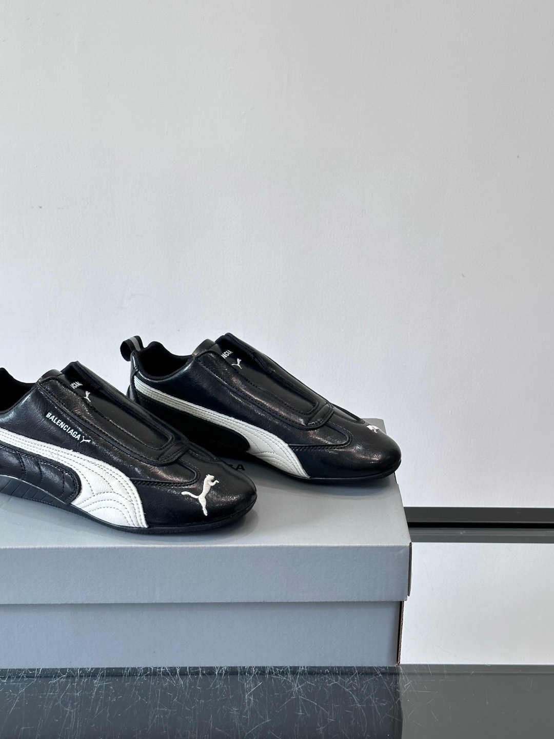 Balenciaga 발렌시아가 x PUMA Speedcat 블랙&화이트 레이싱 스니커즈 7