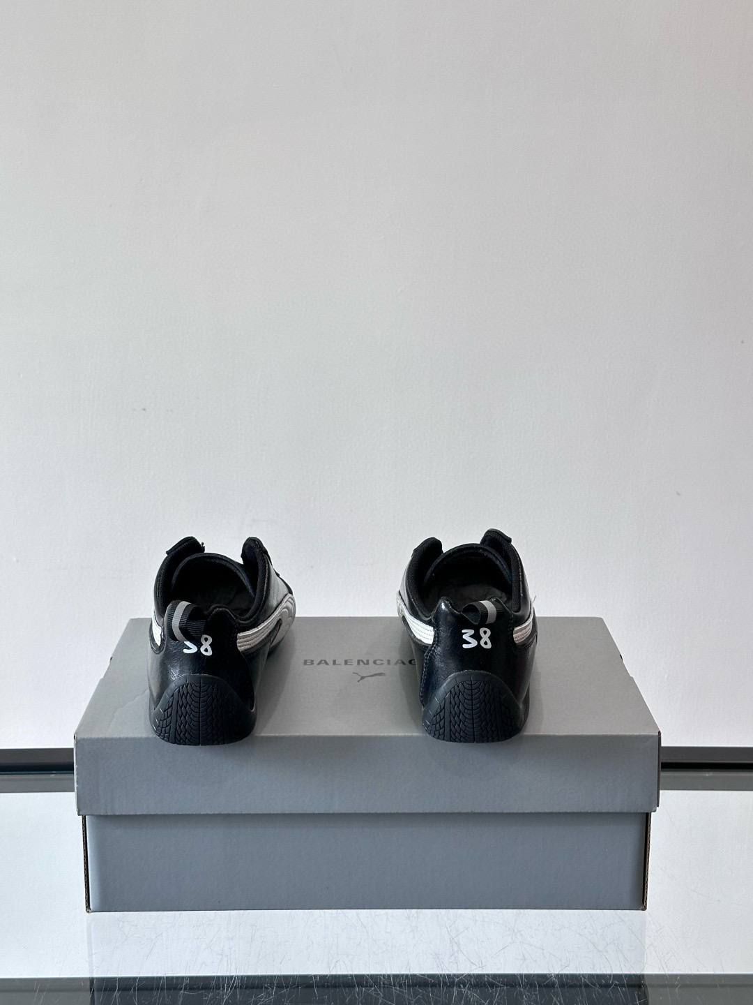 Balenciaga 발렌시아가 x PUMA Speedcat 블랙&화이트 레이싱 스니커즈 8