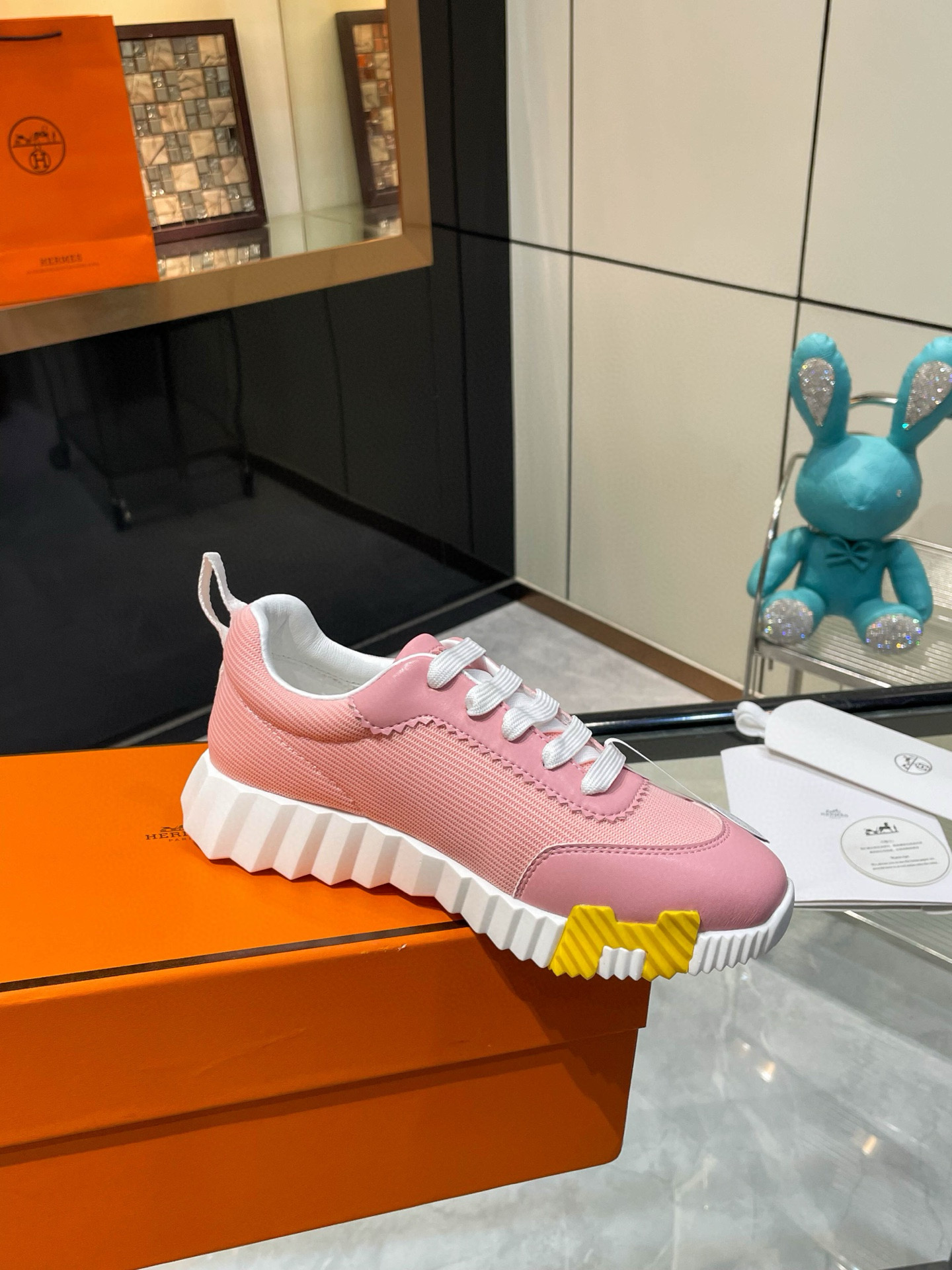 HERMES 에르메스 바운싱 핑크 스니커즈 9