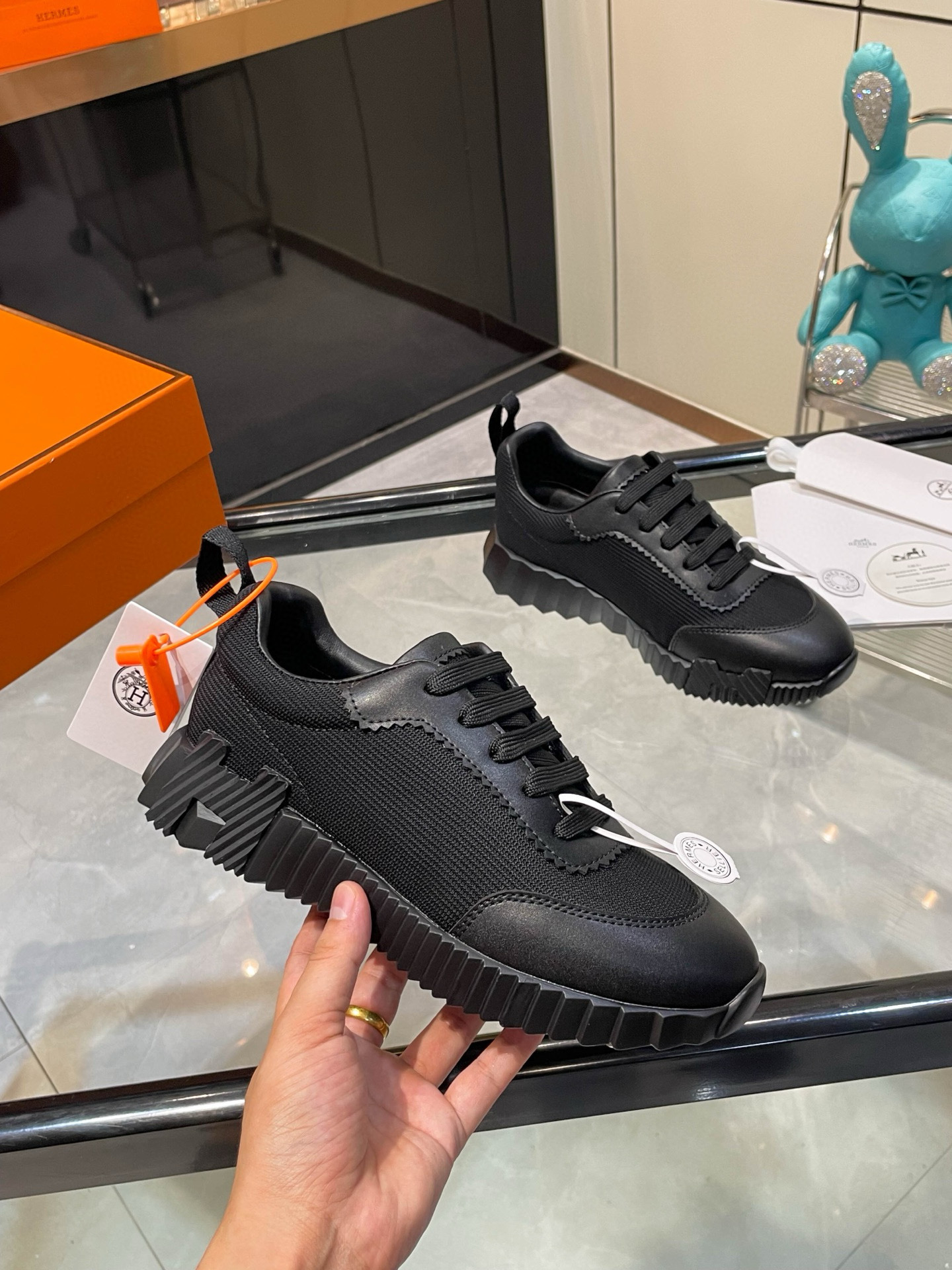 HERMES 에르메스 바운싱 핑크 스니커즈 2