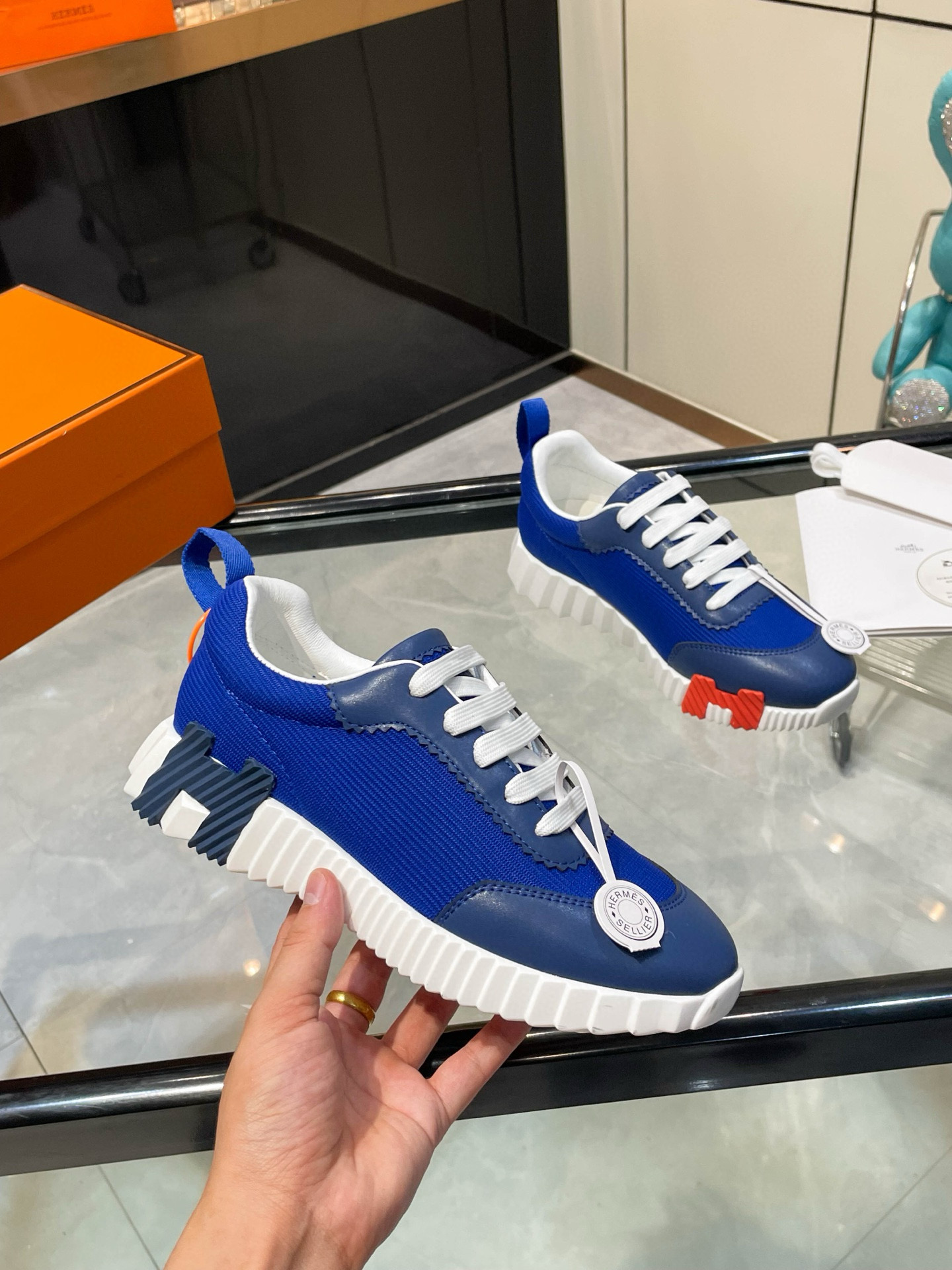 HERMES 에르메스 바운싱 핑크 스니커즈 2