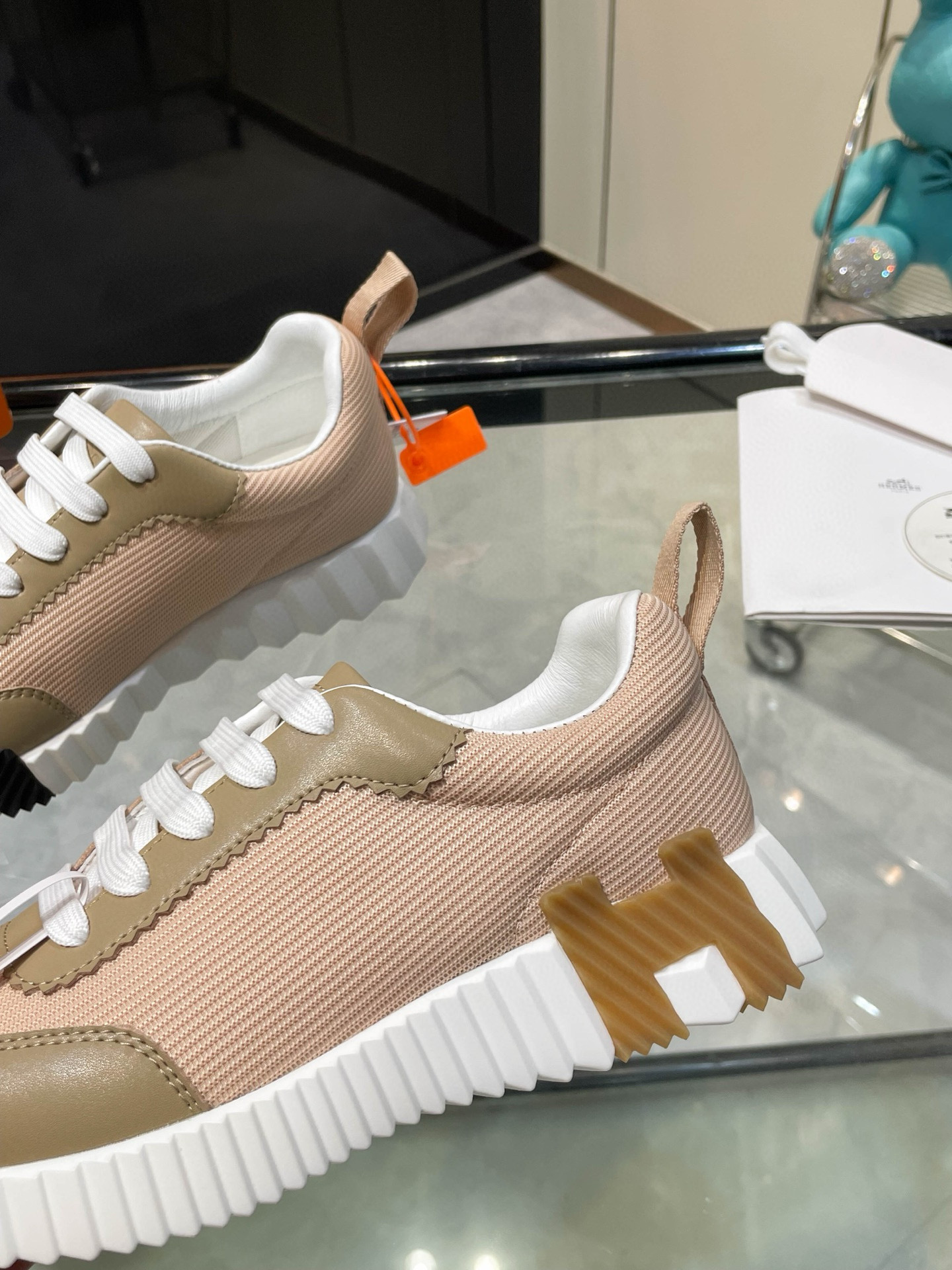 HERMES 에르메스 바운싱 핑크 스니커즈 8