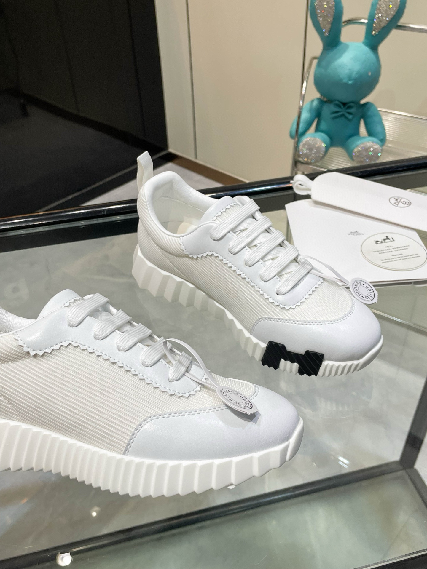 HERMES 에르메스 바운싱 핑크 스니커즈 4