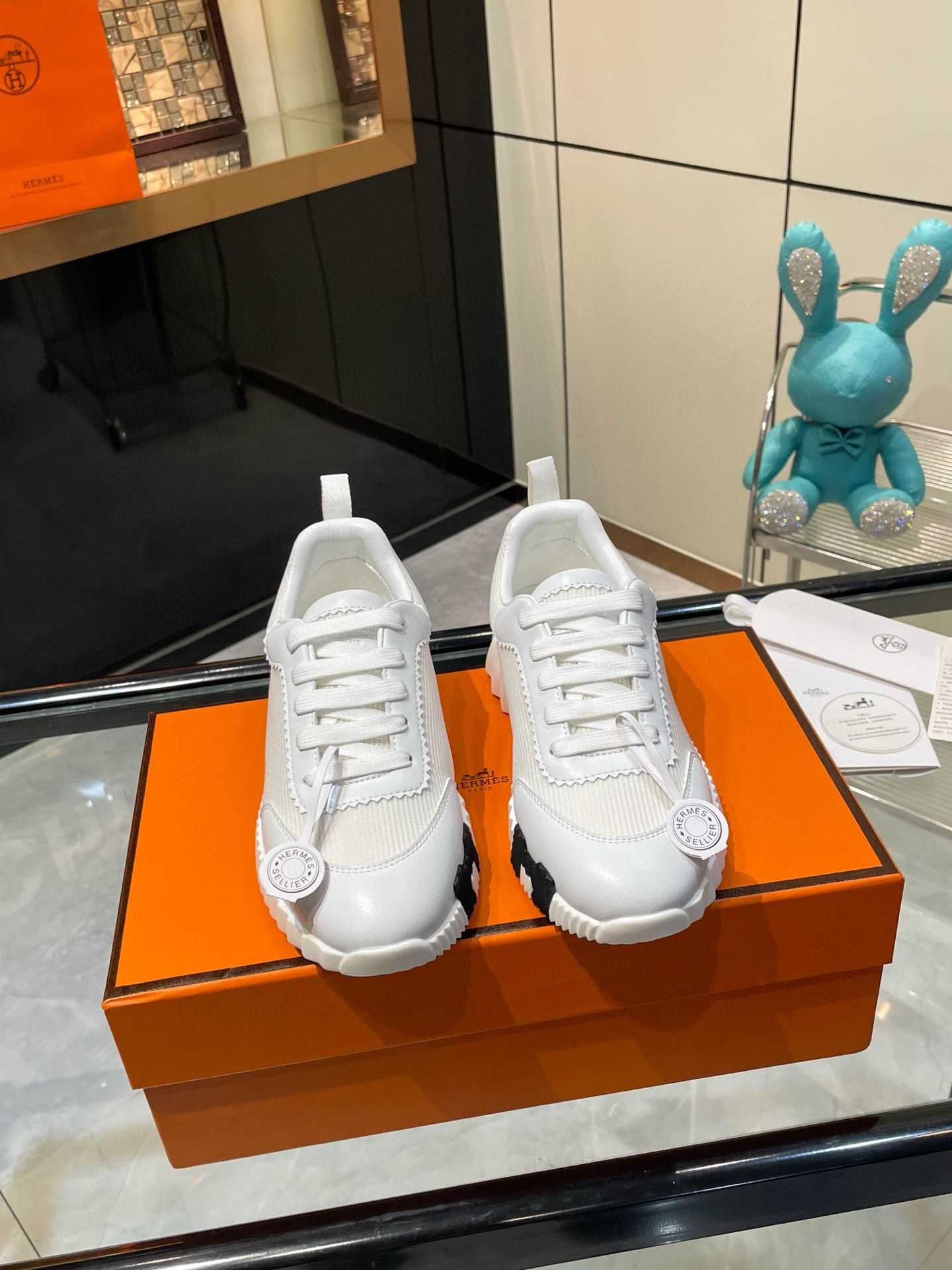 HERMES 에르메스 바운싱 핑크 스니커즈 6