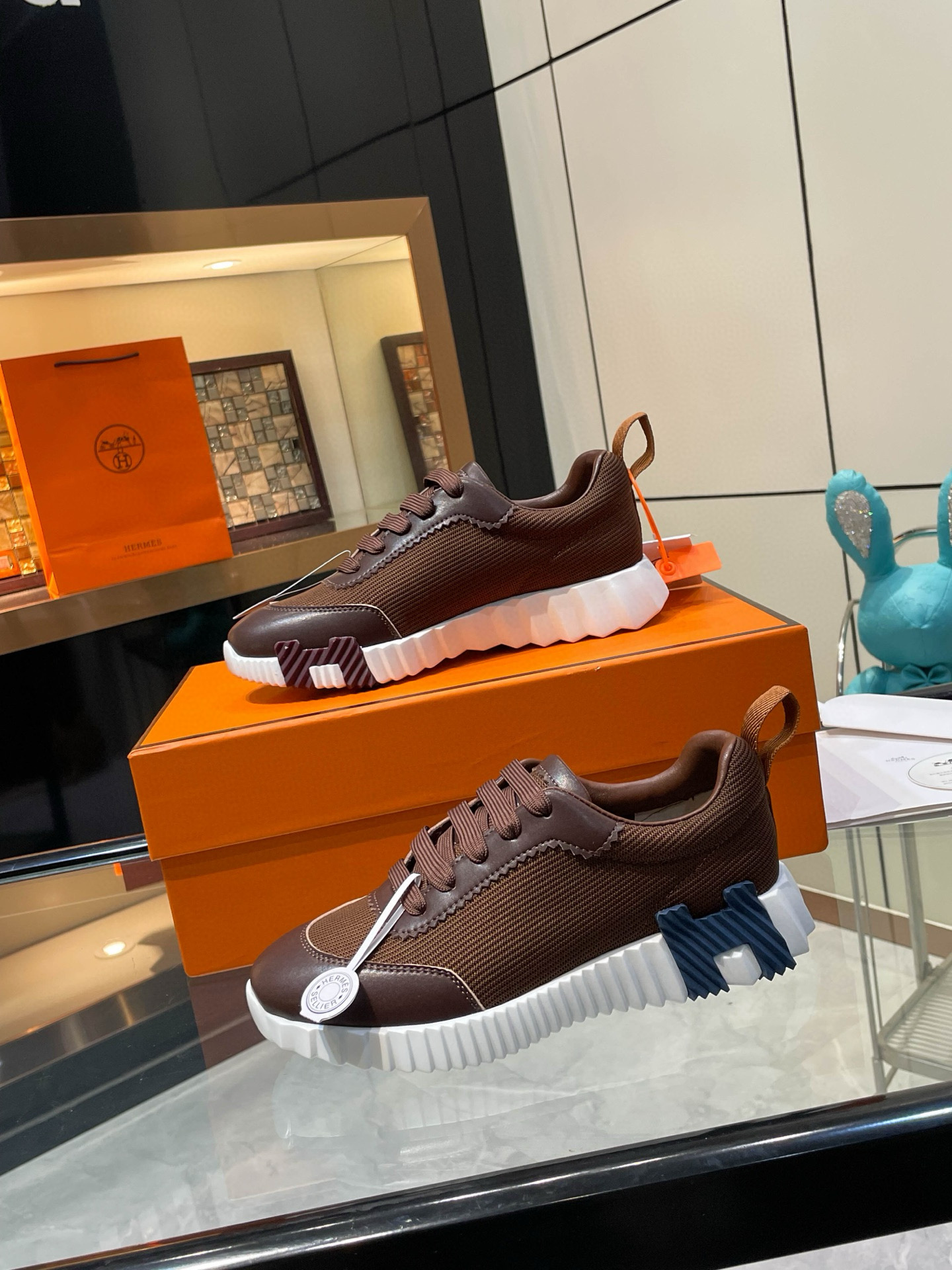 HERMES 에르메스 바운싱 핑크 스니커즈 5